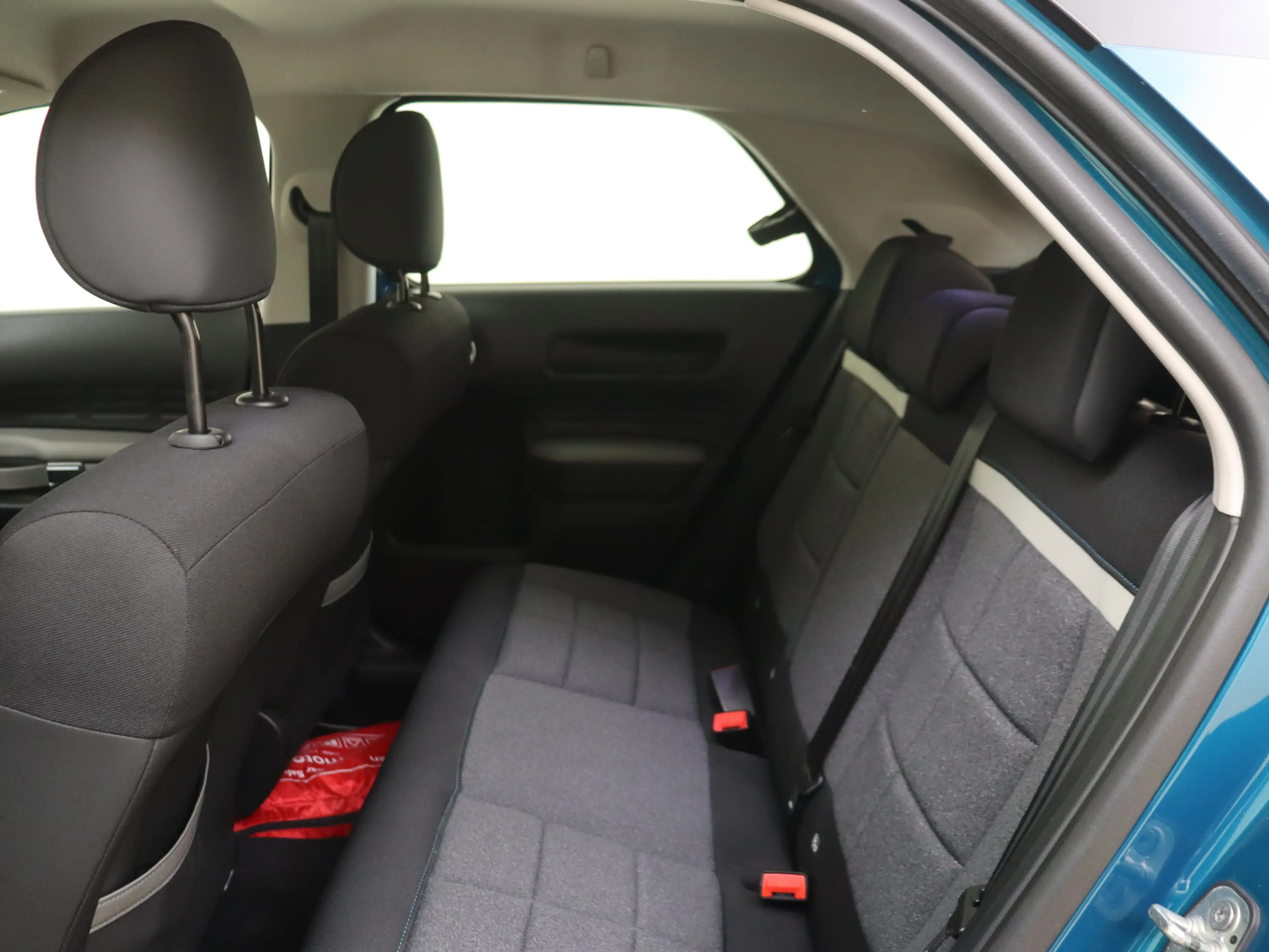 Citroen C4 Cactus 1.2 PureTech Business — photo 12