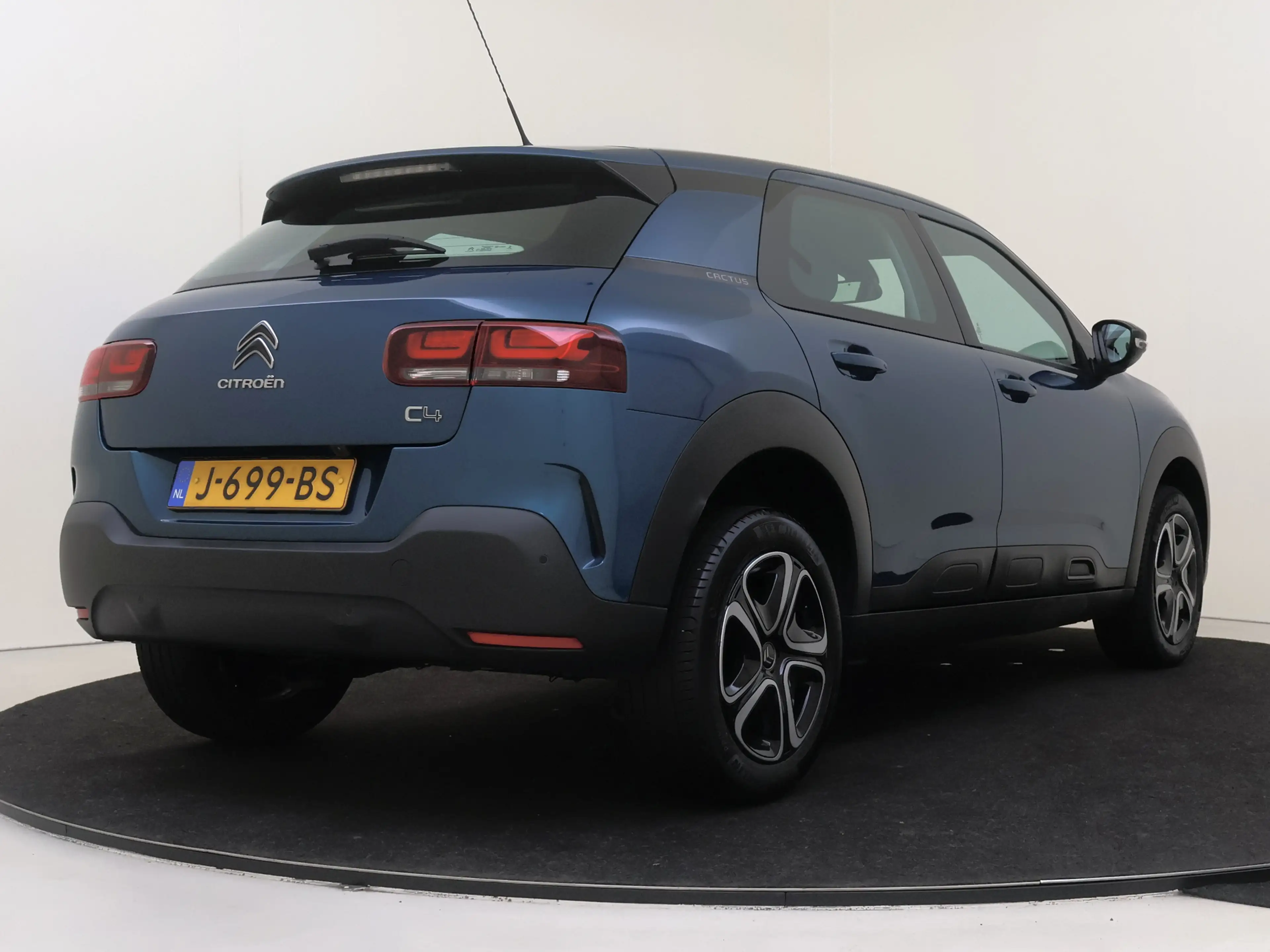 Citroen C4 Cactus 1.2 PureTech Business — photo 11