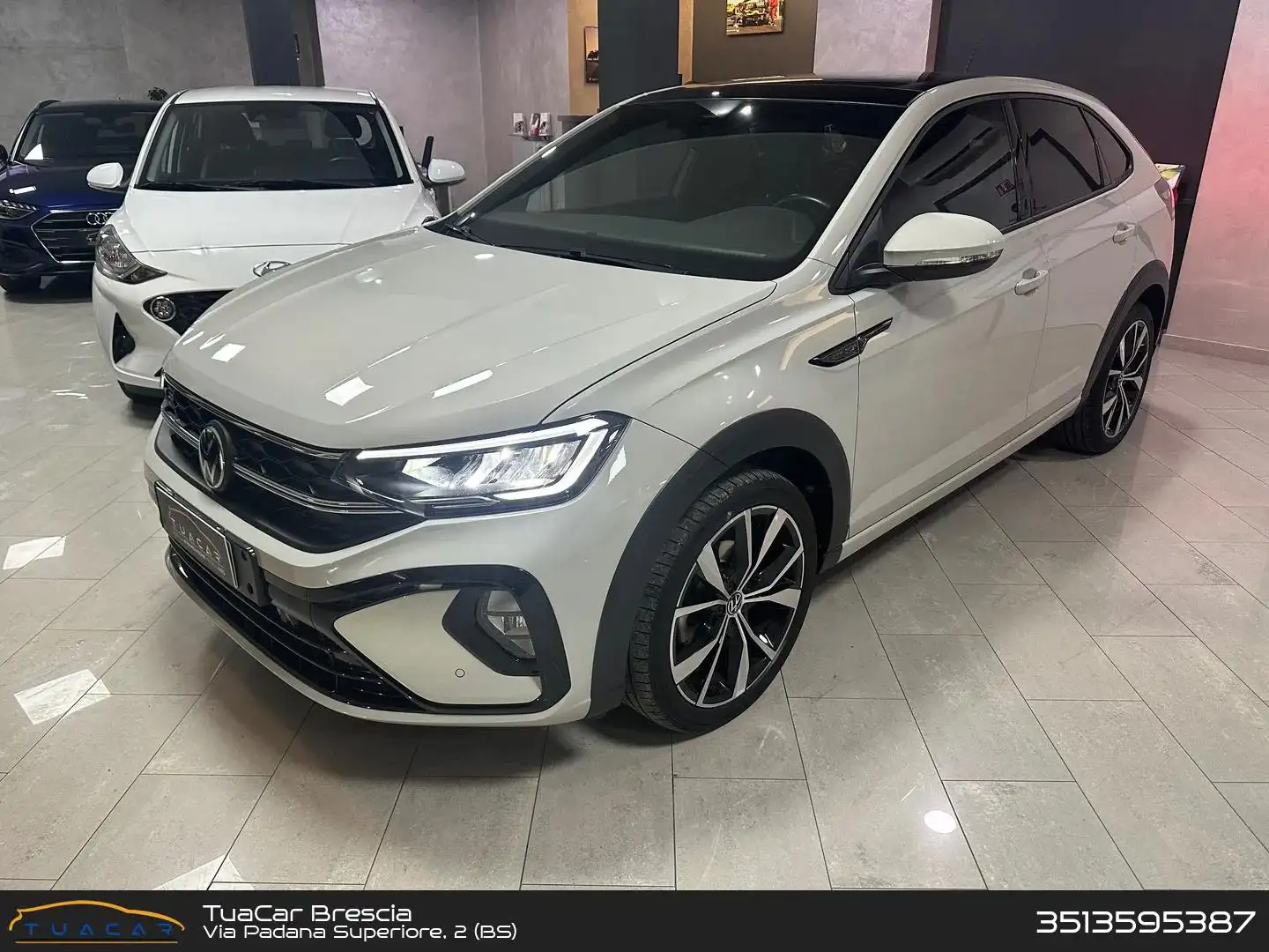 Volkswagen Taigo R Line 1.5 TSI Beige - 1