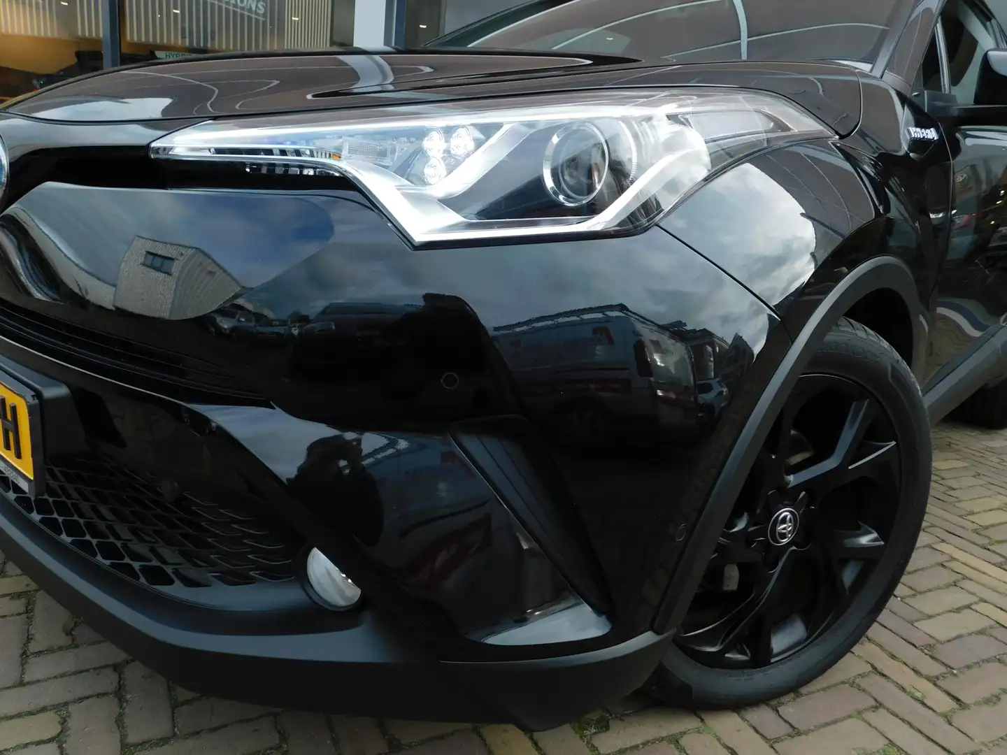 Toyota C-HR 1.8 Hybrid Black Edition Noir - 2