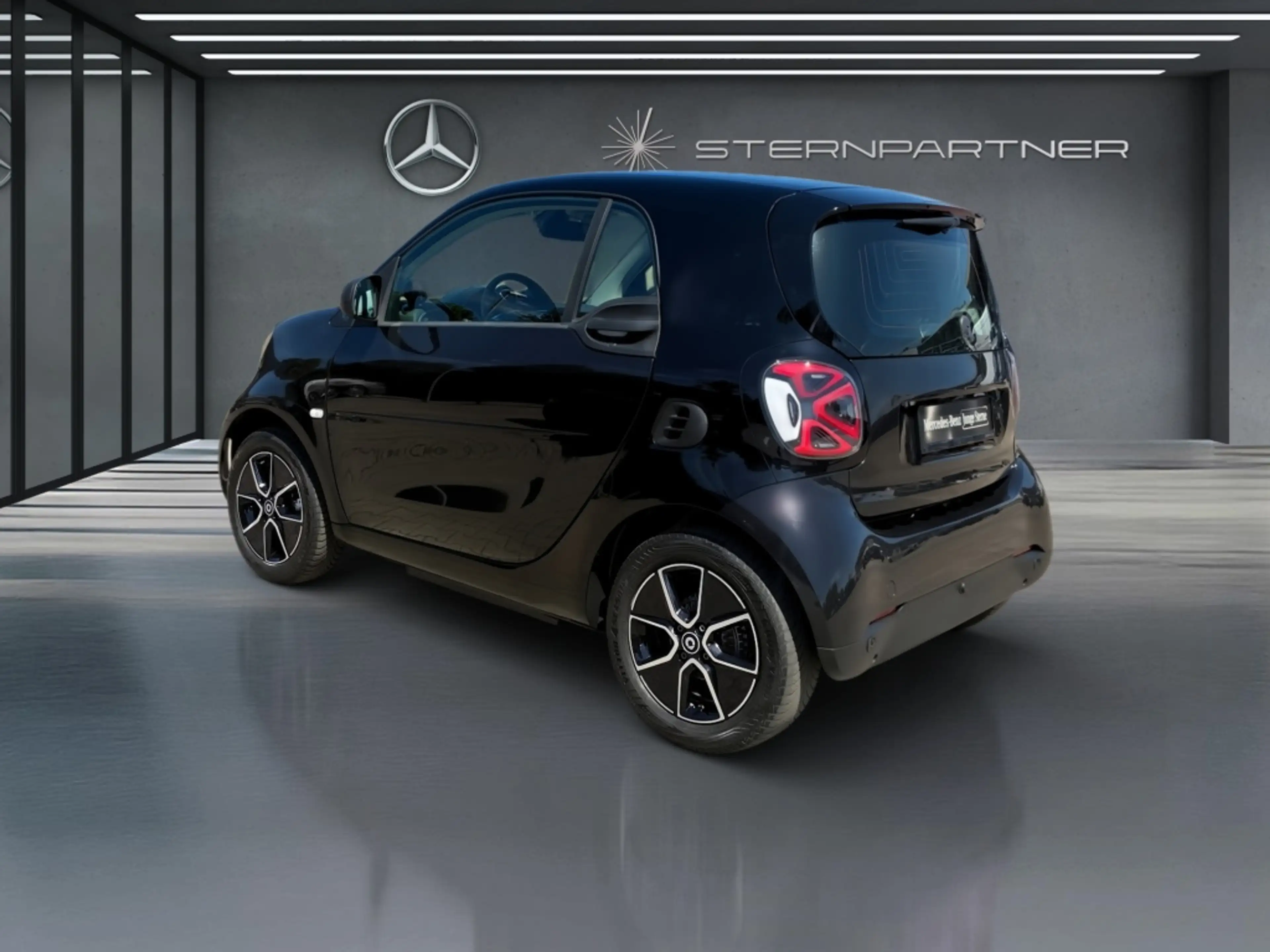 smart forTwo EQ Exclusive 22KW LeasAb239€net0Anz — photo 10
