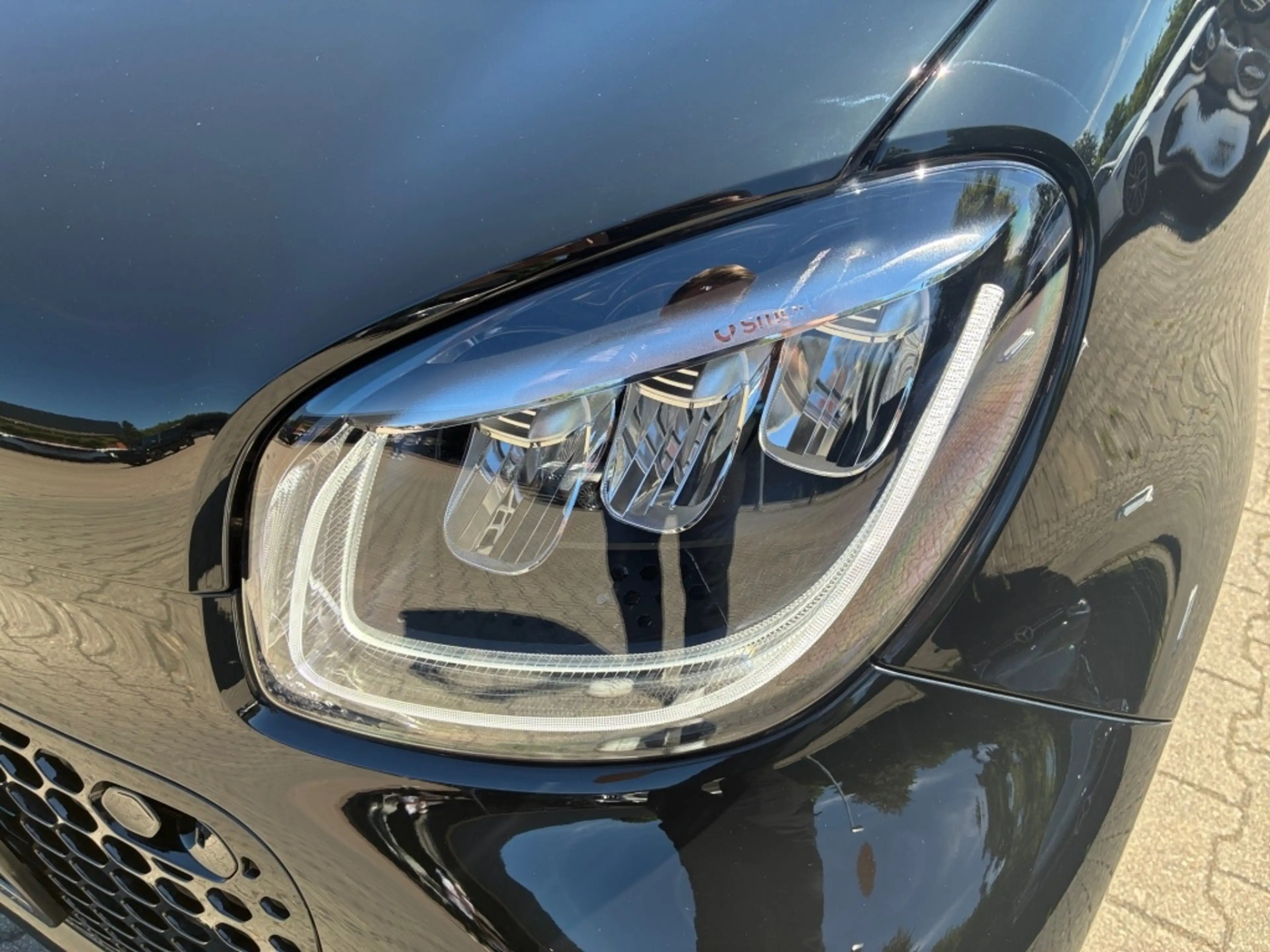 smart forTwo EQ Exclusive 22KW LeasAb239€net0Anz — photo 3