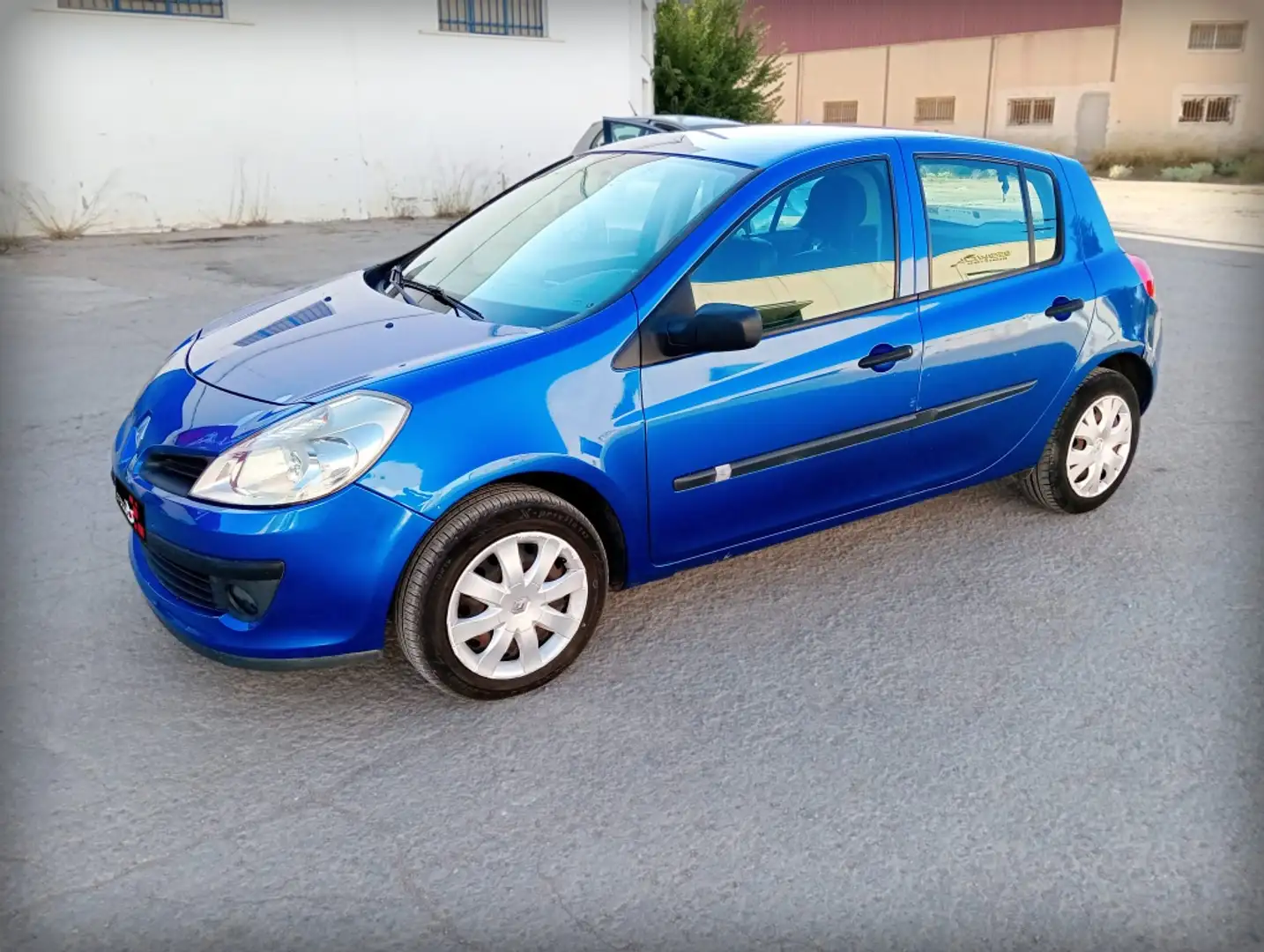 Renault Clio 1.5DCI Authentique Azul - 1