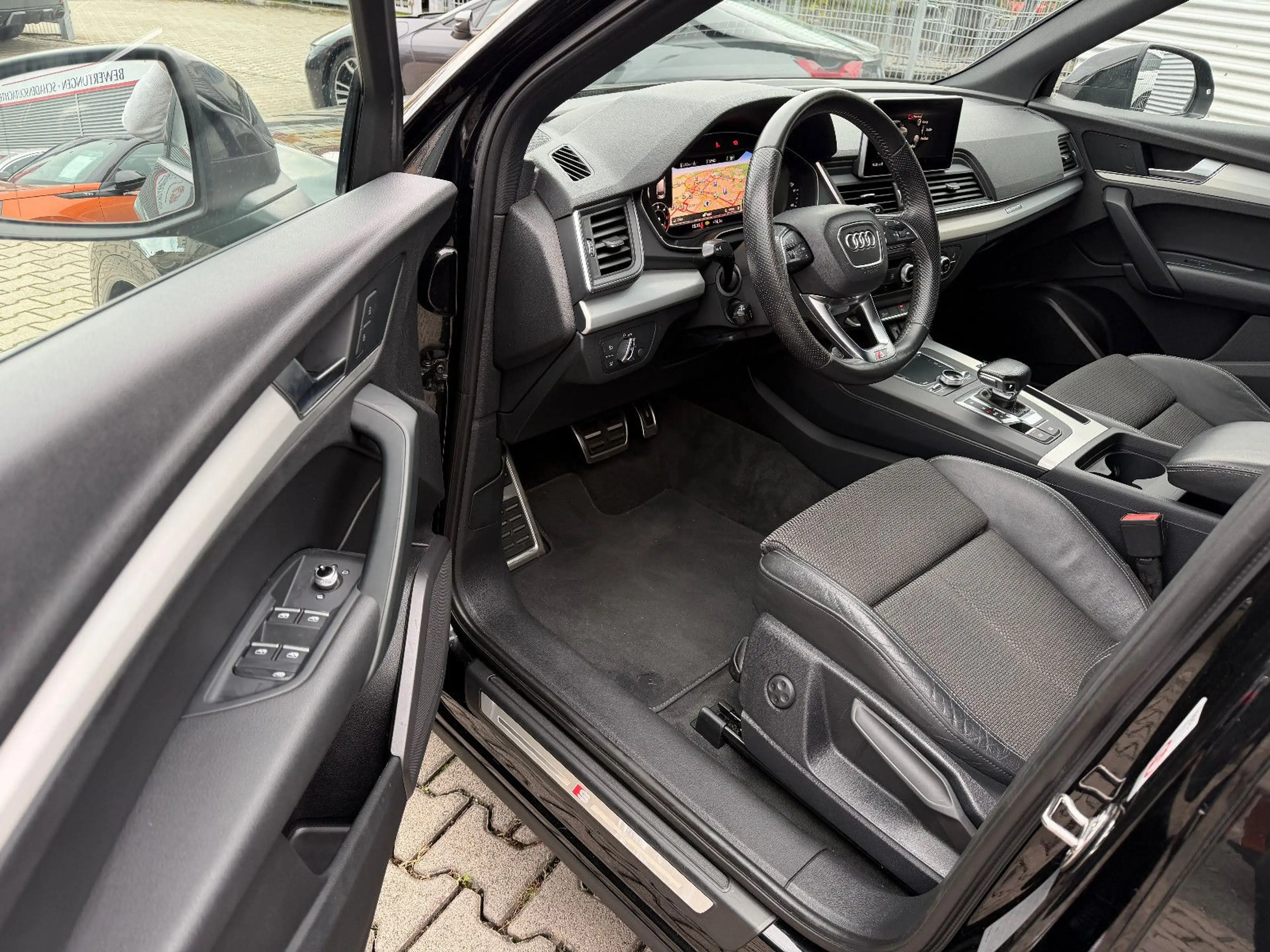 Audi Q5 quattro sport S-line Selection Virtual/Assist — photo 6