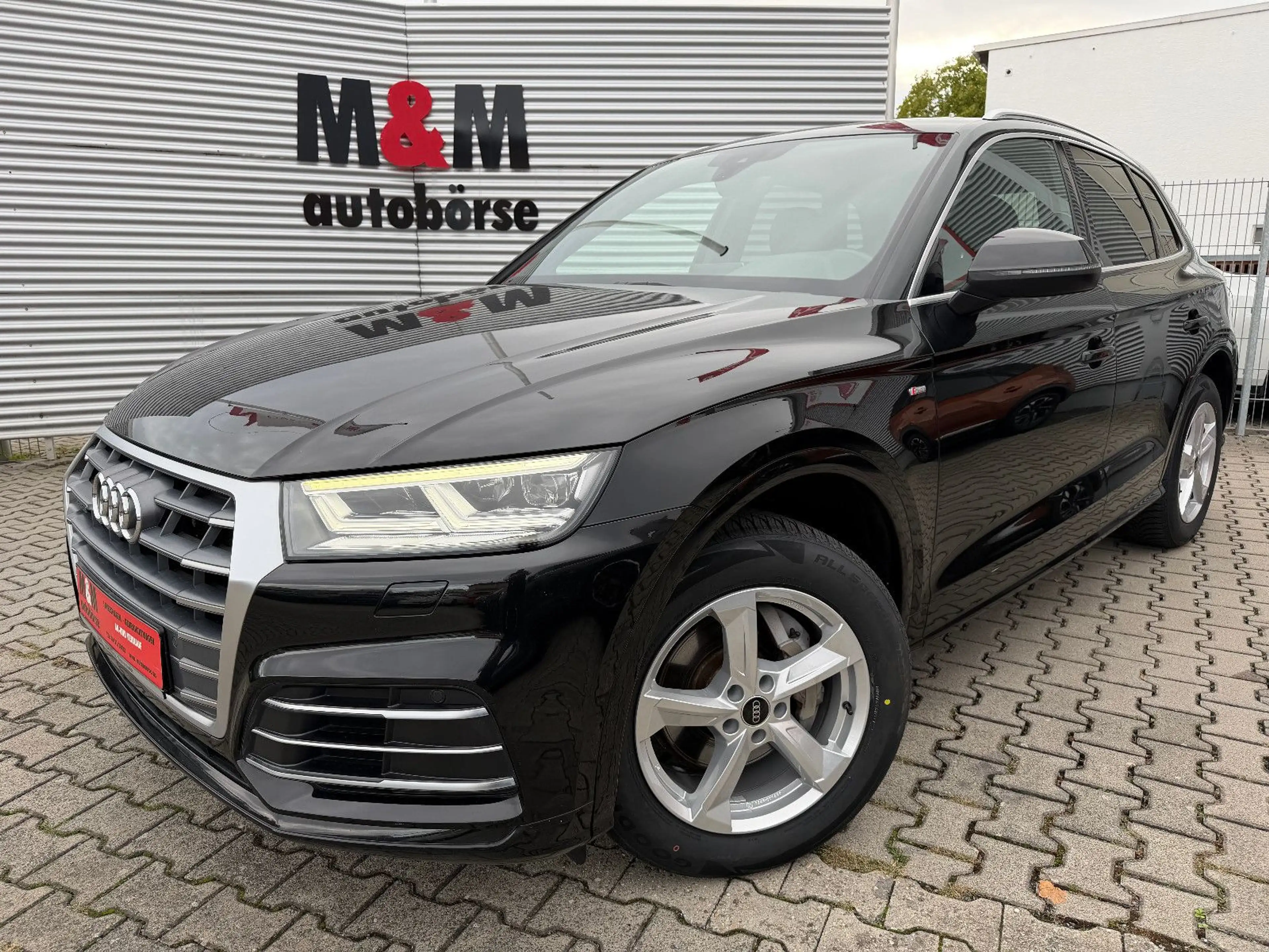 Audi Q5 quattro sport S-line Selection Virtual/Assist