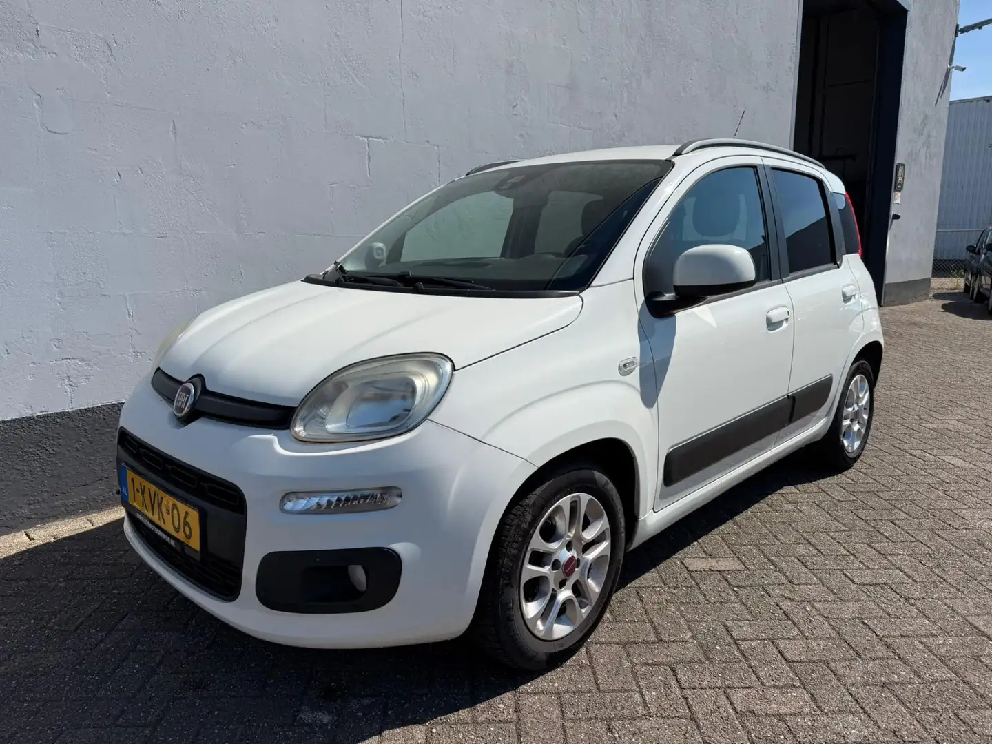 Fiat Panda 0.9 TwinAir Lounge - Airco - LMV Wit - 1