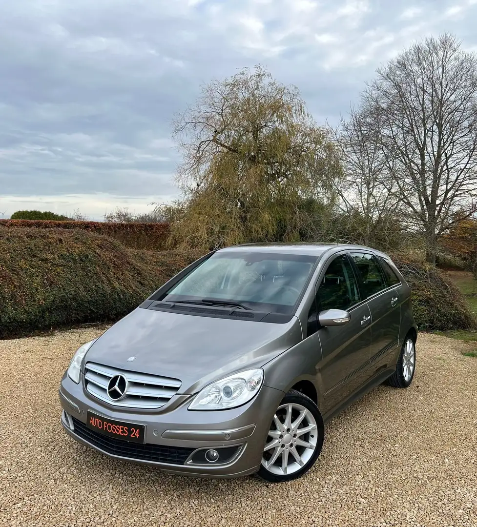 Mercedes-Benz B 180 CDI PACK SPORT AUTOMATIQUE PANORAMIQUE CUIR CLIM Grijs - 1