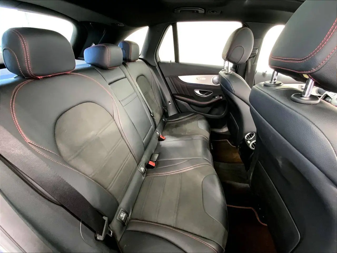 Mercedes-Benz GLC fotografie Mercedes-Benz GLC