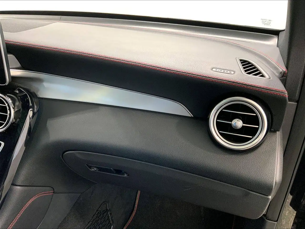 Mercedes-Benz GLC fotografie Mercedes-Benz GLC