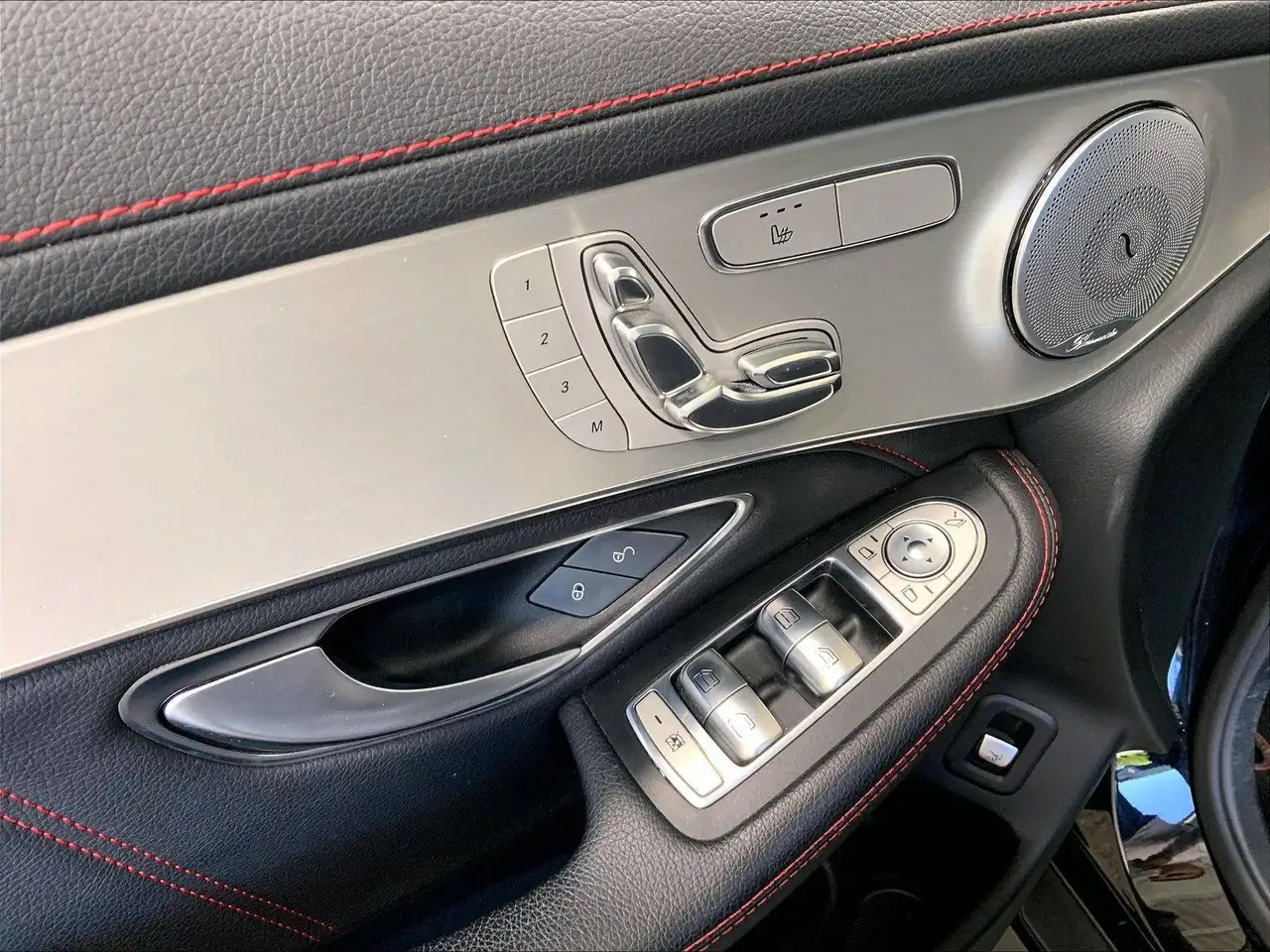 Mercedes-Benz GLC fotografie Mercedes-Benz GLC