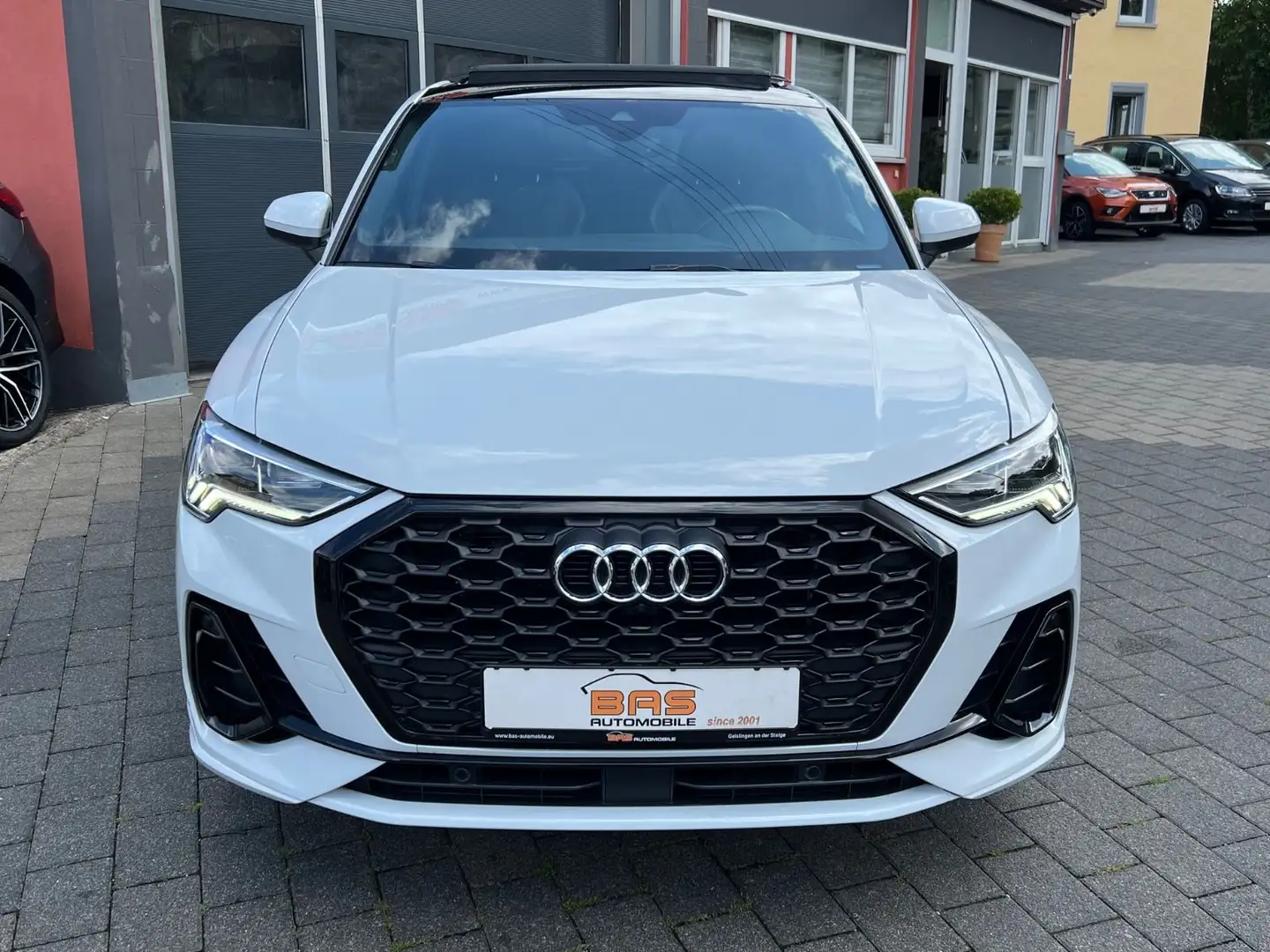 Audi Q3 Sportback 35 TDI quattro S line*PANO*AHK*360° Bianco - 2