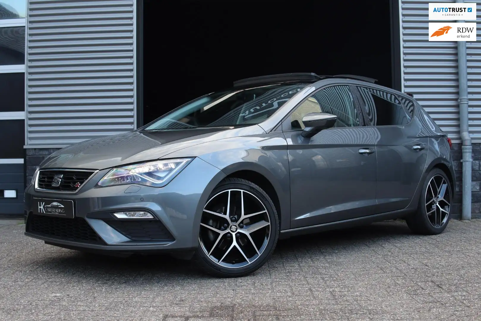SEAT Leon FR 1.4 TSI |Pano|Klep|LED|Carplay|Navi| Grijs - 1