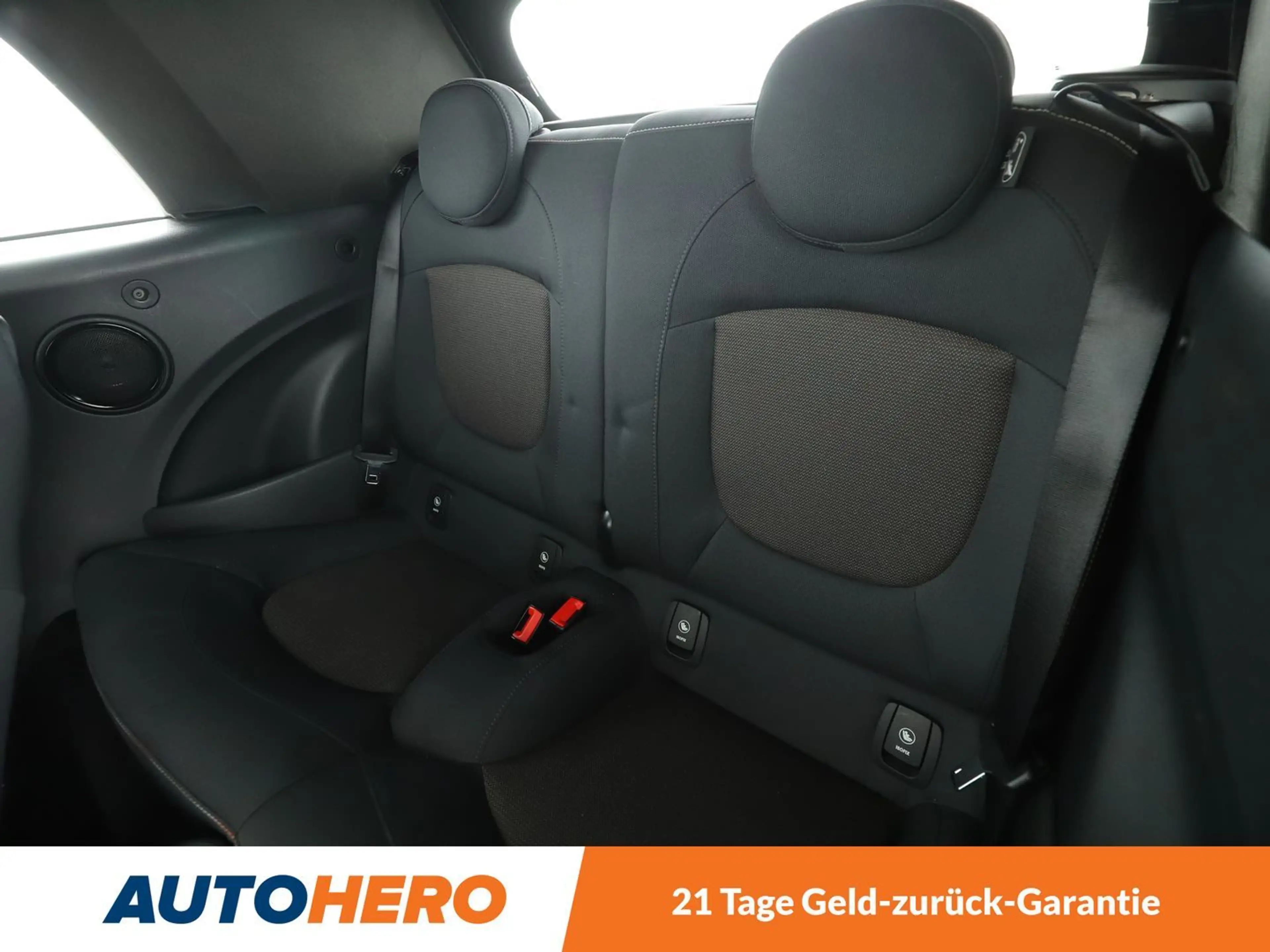 MINI One Cabrio One*PDC*ALU*KLIMA*BLUETOOTH* — photo 14