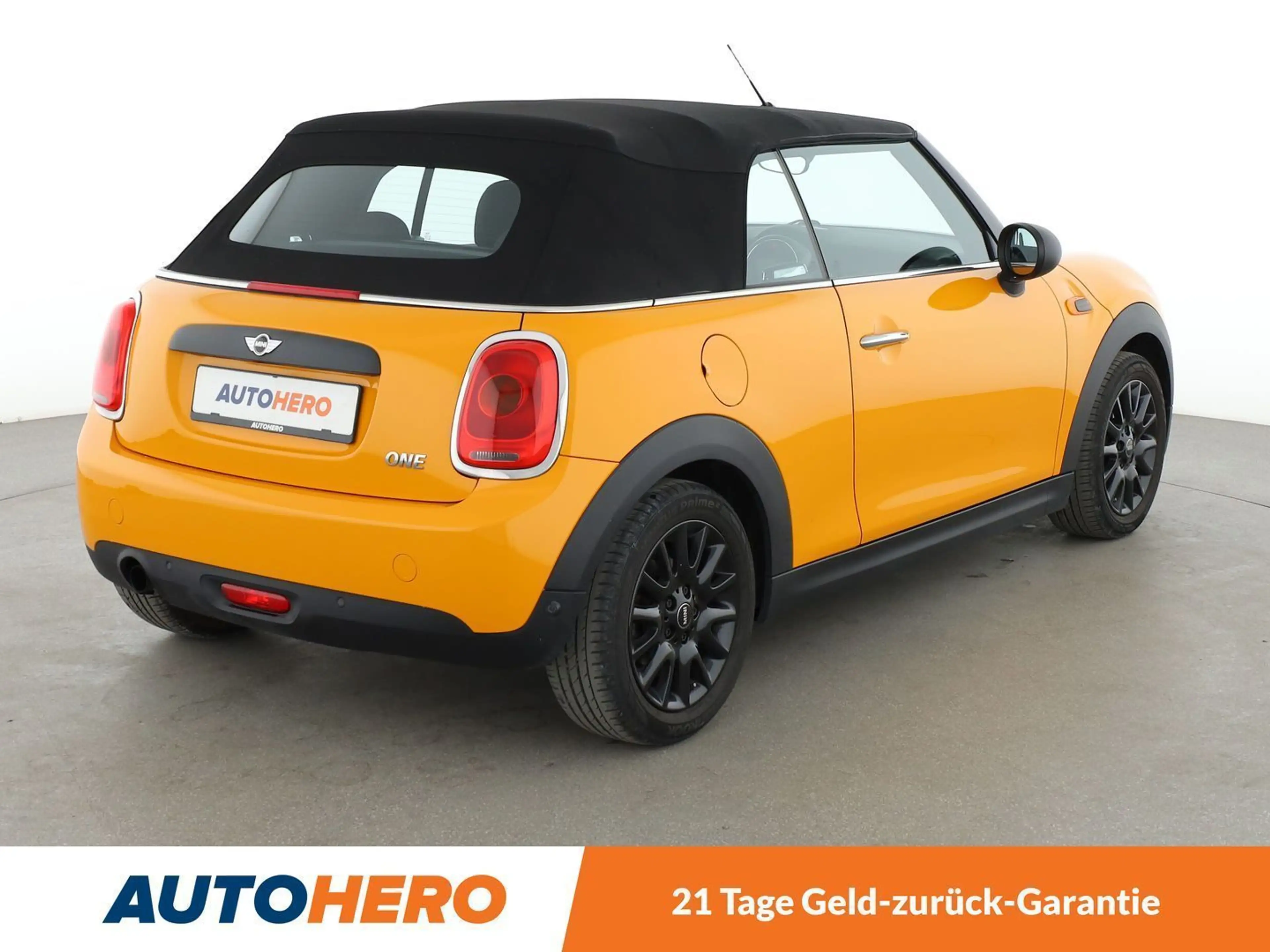 MINI One Cabrio One*PDC*ALU*KLIMA*BLUETOOTH* — photo 6