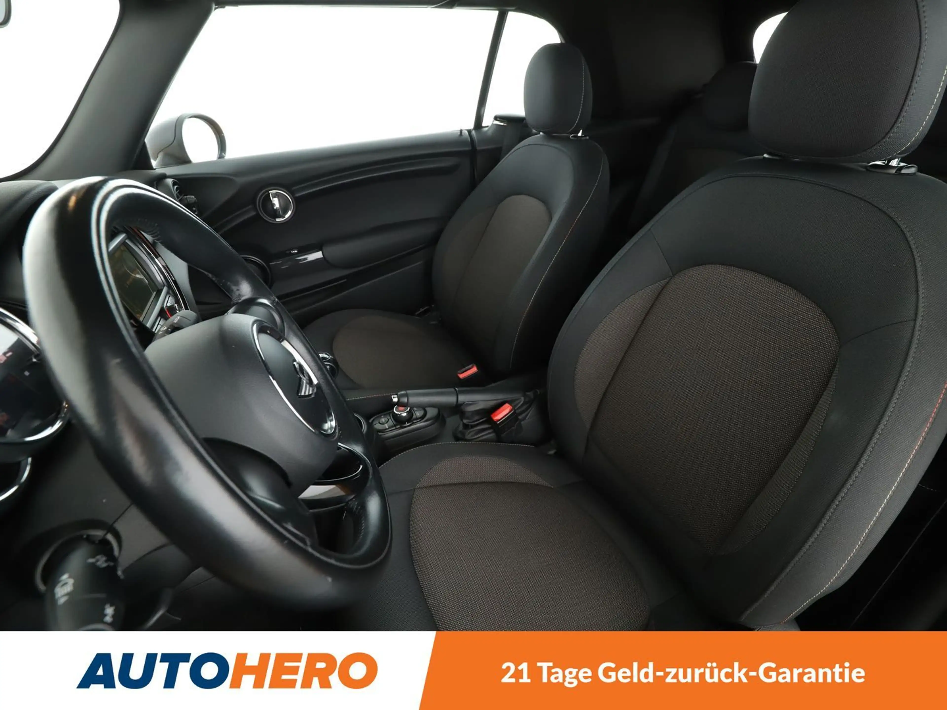 MINI One Cabrio One*PDC*ALU*KLIMA*BLUETOOTH* — photo 10