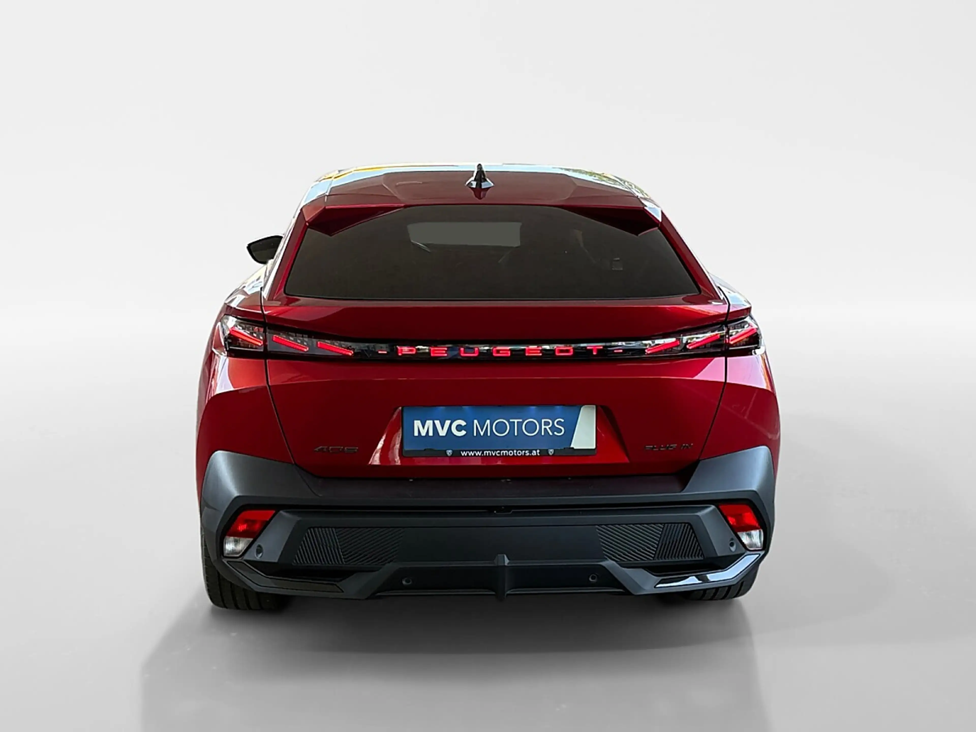 Peugeot 408 PHEV 240 e-DCS7 GT Exclusive — photo 4