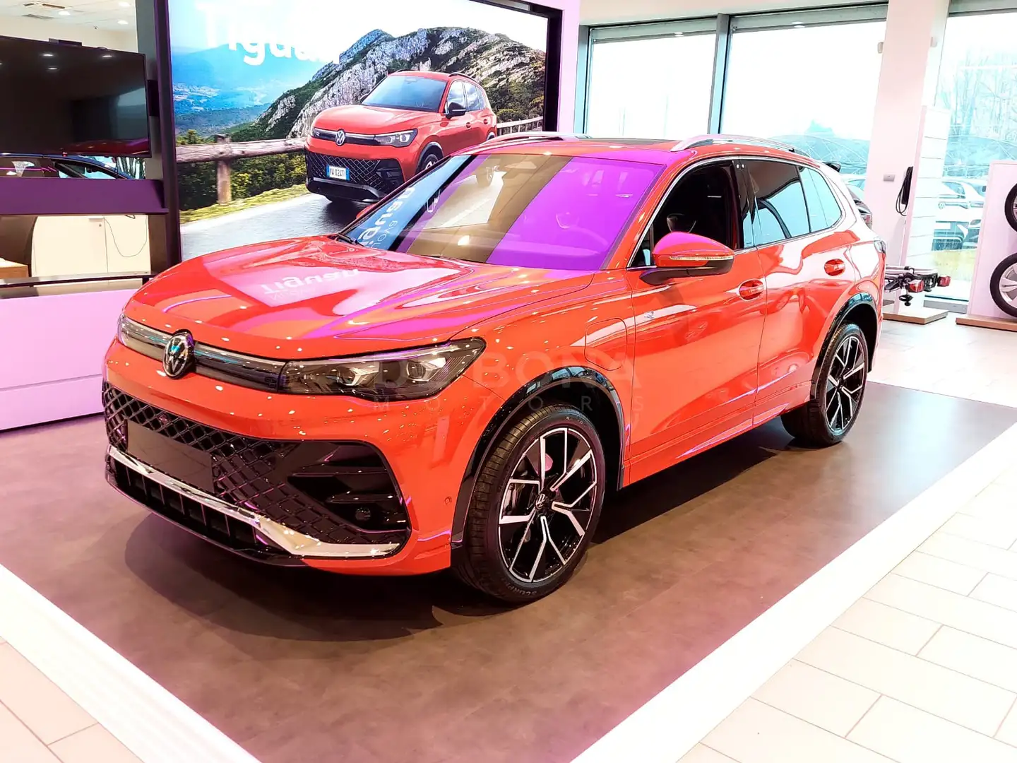 Volkswagen Tiguan 1.5 tsi ehybrid r-line 204cv dsg - 1