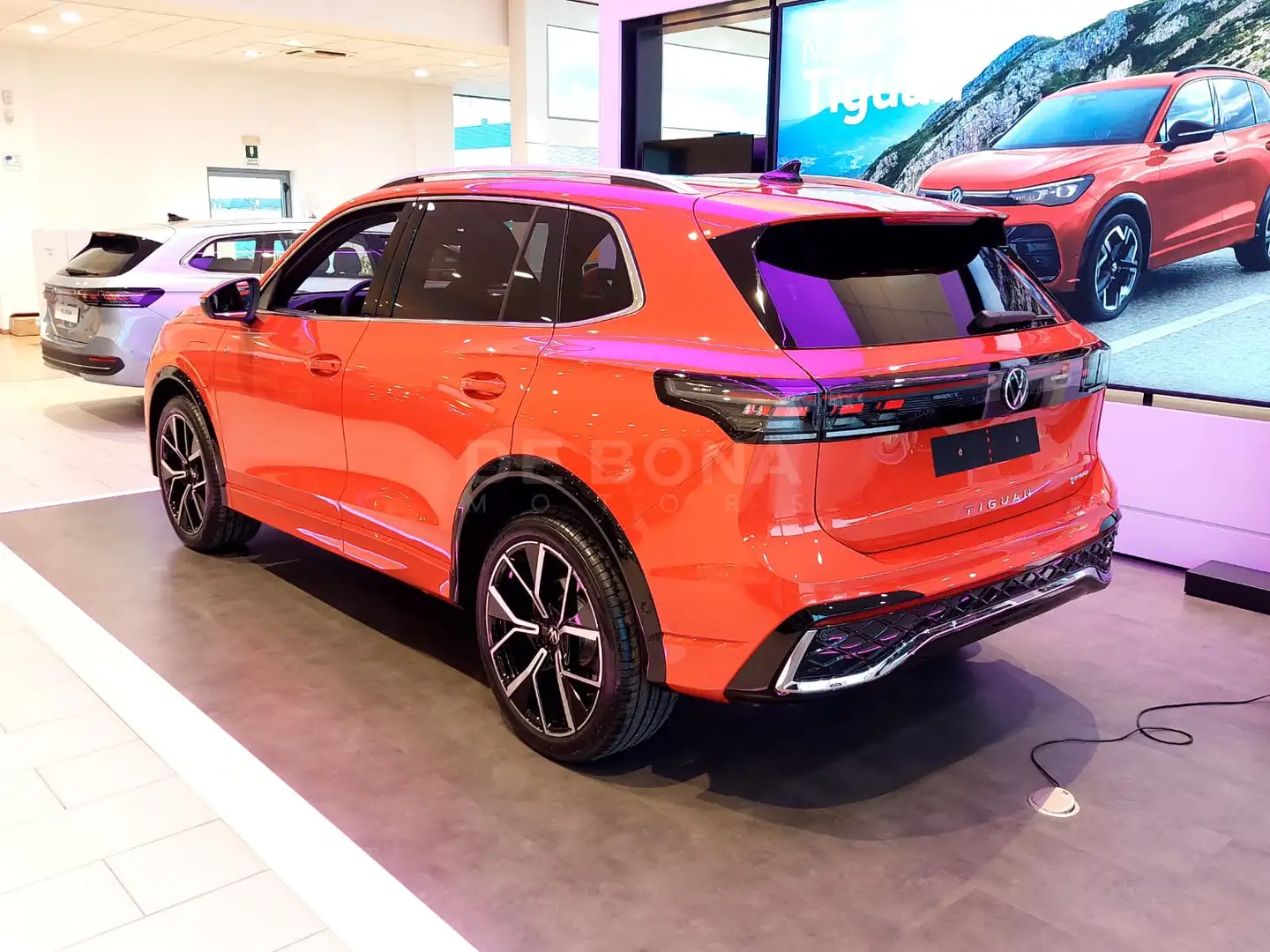 Volkswagen Tiguan 1.5 tsi ehybrid r-line 204cv dsg - 2