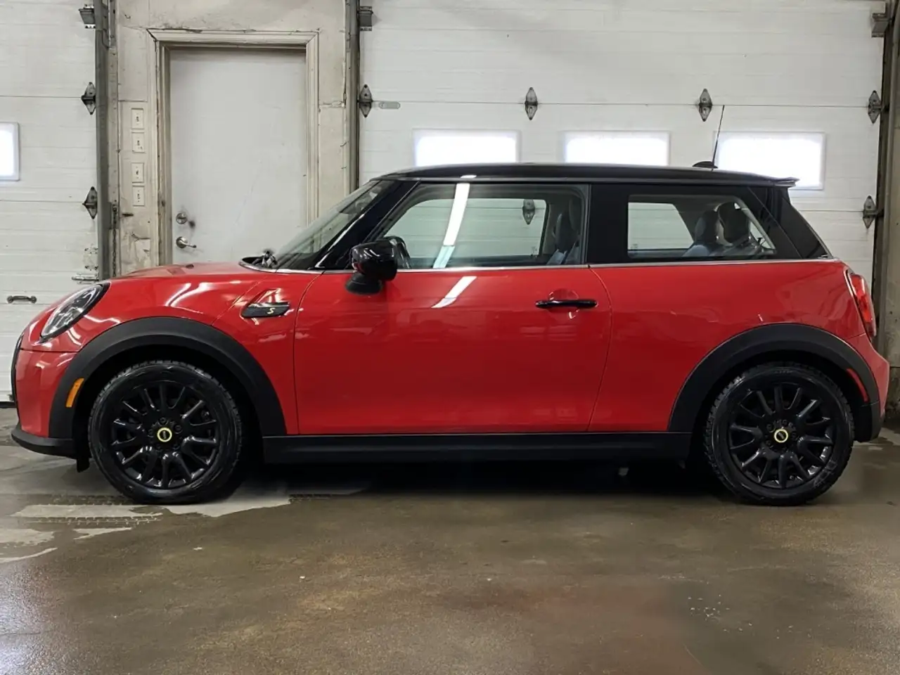 MINI 3 Door снимка MINI 3 Door
