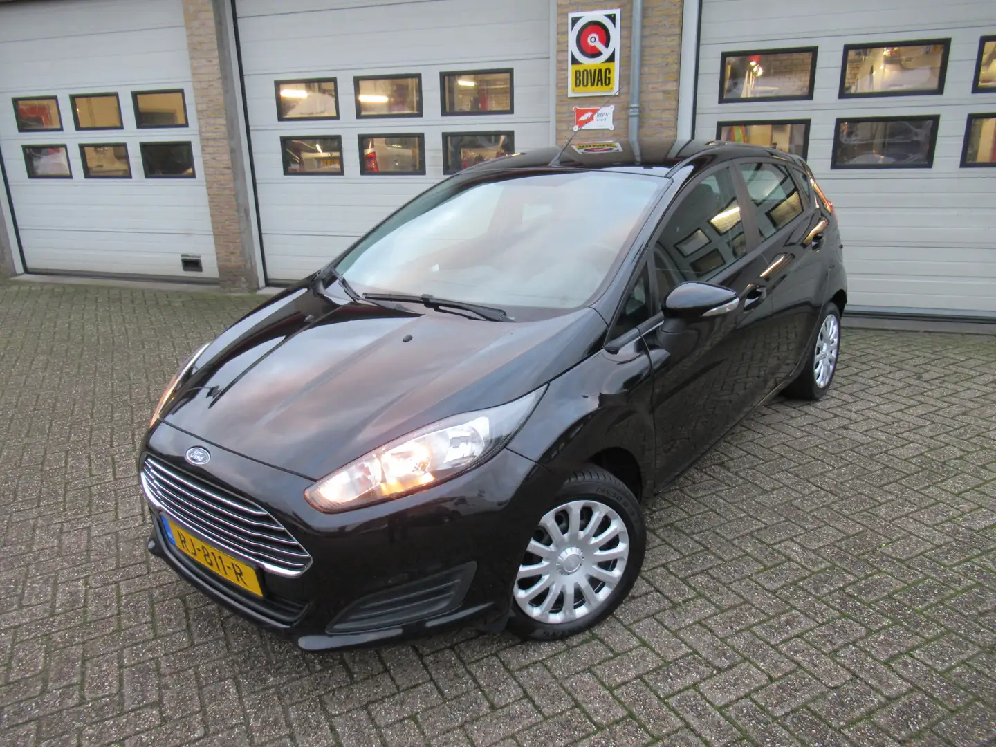 Ford Fiesta 1.25 Zwart - 1