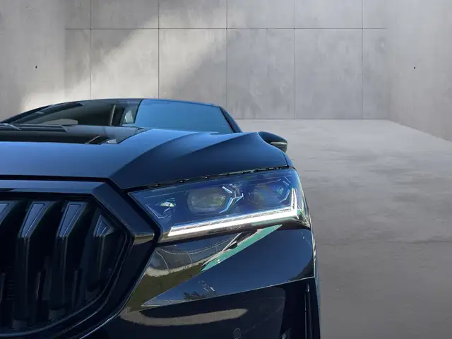 Skoda Superb Sportline iV TSI DSG Ansicht 17