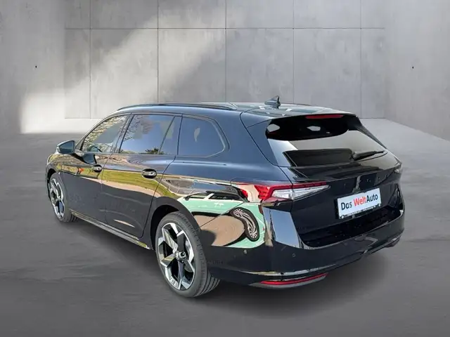 Skoda Superb Sportline iV TSI DSG Ansicht 2