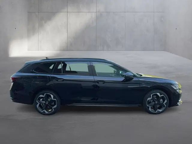 Skoda Superb Sportline iV TSI DSG Ansicht 6