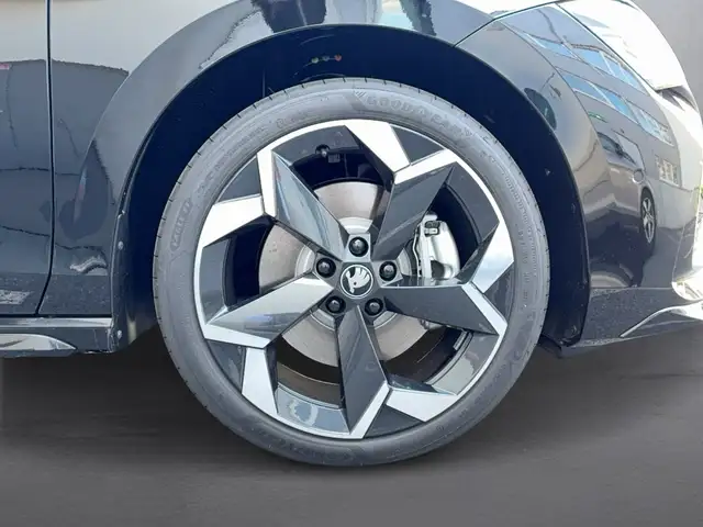 Skoda Superb Sportline iV TSI DSG Ansicht 32