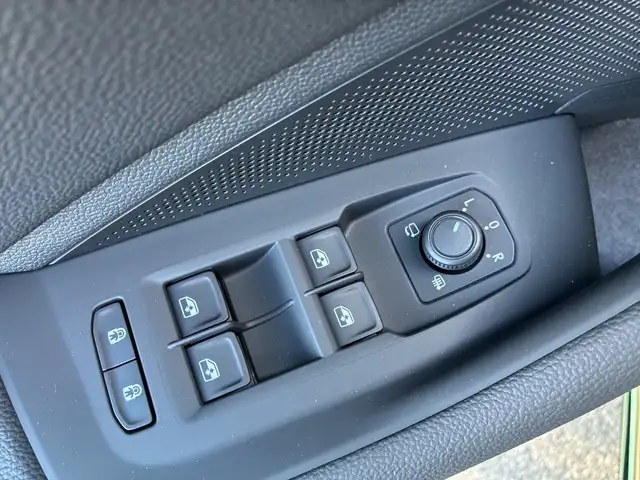 Skoda Superb Sportline iV TSI DSG Ansicht 18