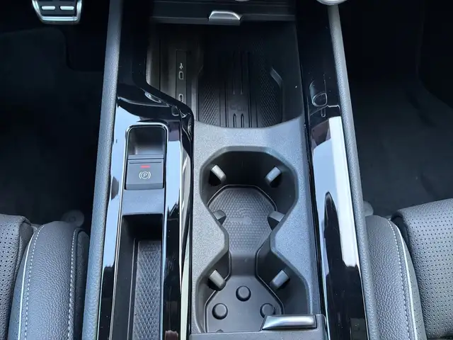 Skoda Superb Sportline iV TSI DSG Ansicht 22