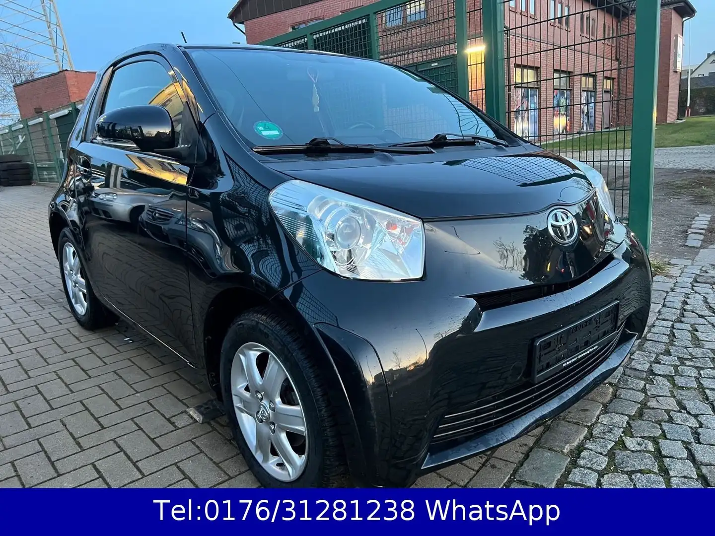 Toyota iQ iQ Basis !! Tüv-Neu !! Klima !! 99TKM !! Schwarz - 2