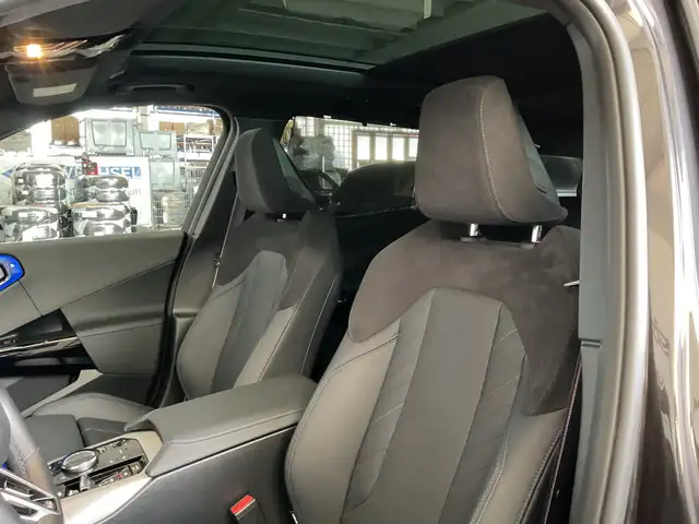 BMW X3 view 7