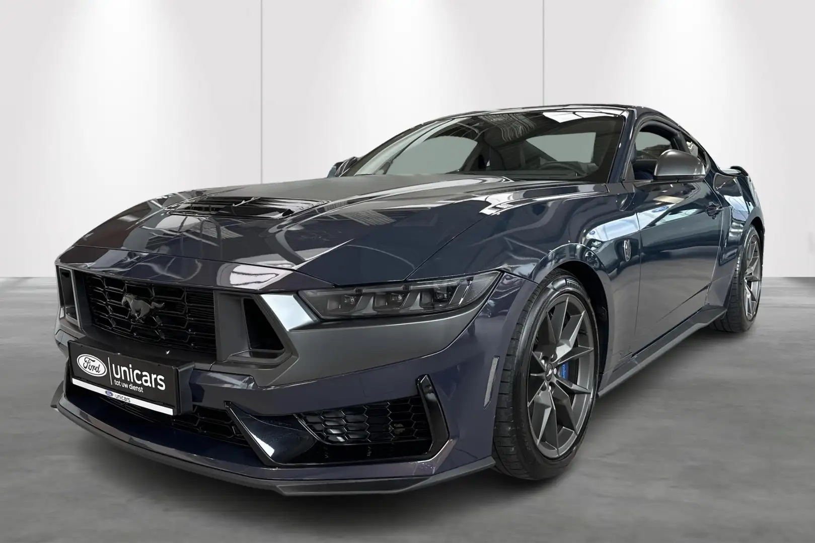 Ford Mustang 5.0i V8 Dark Horse - 1