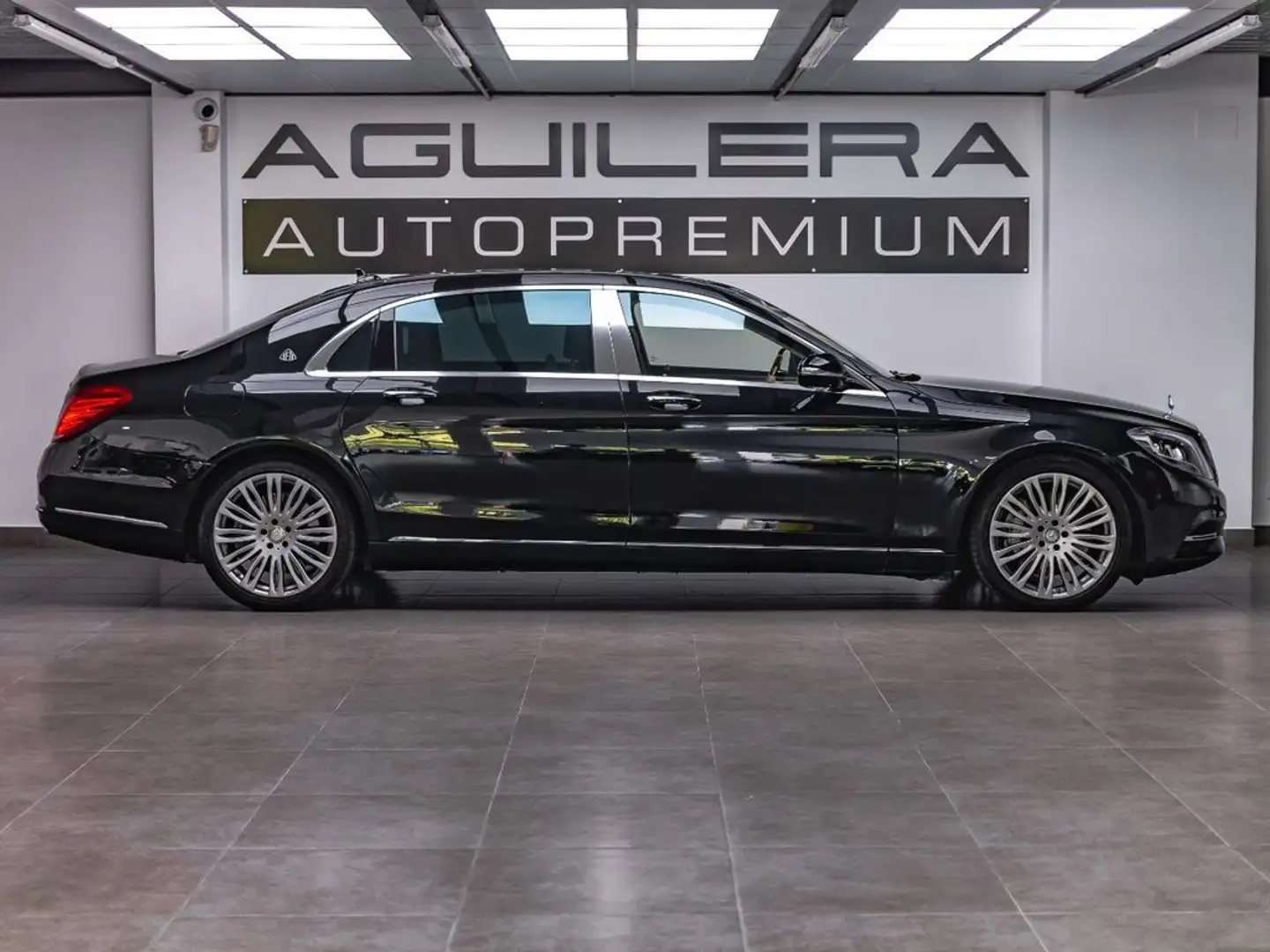 Mercedes-Benz S 500 MercedesMaybach Noir - 2