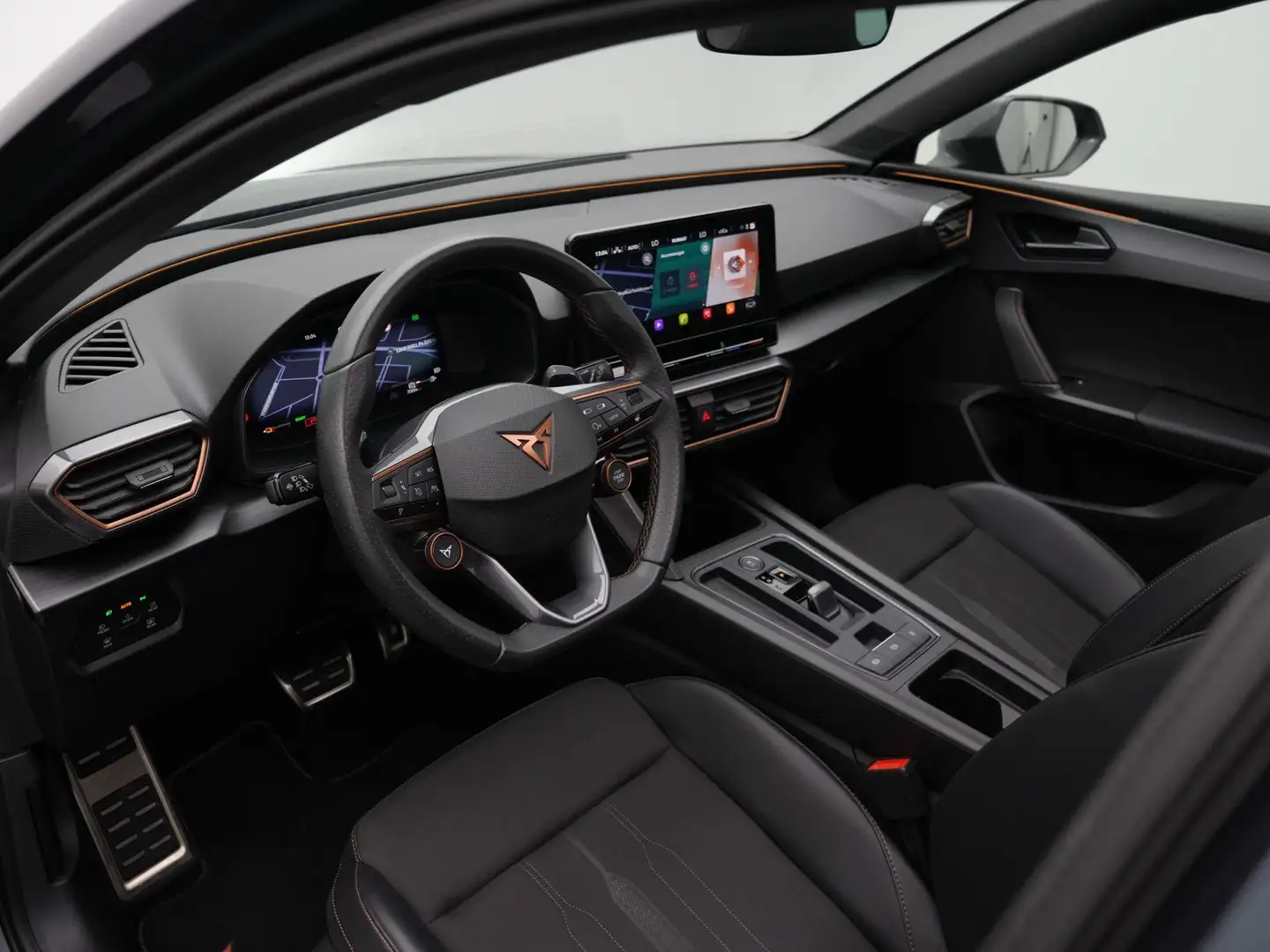 CUPRA Leon 1.4 245 pk DSG e-Hybrid VZ Performance | Panoramad Grijs - 2