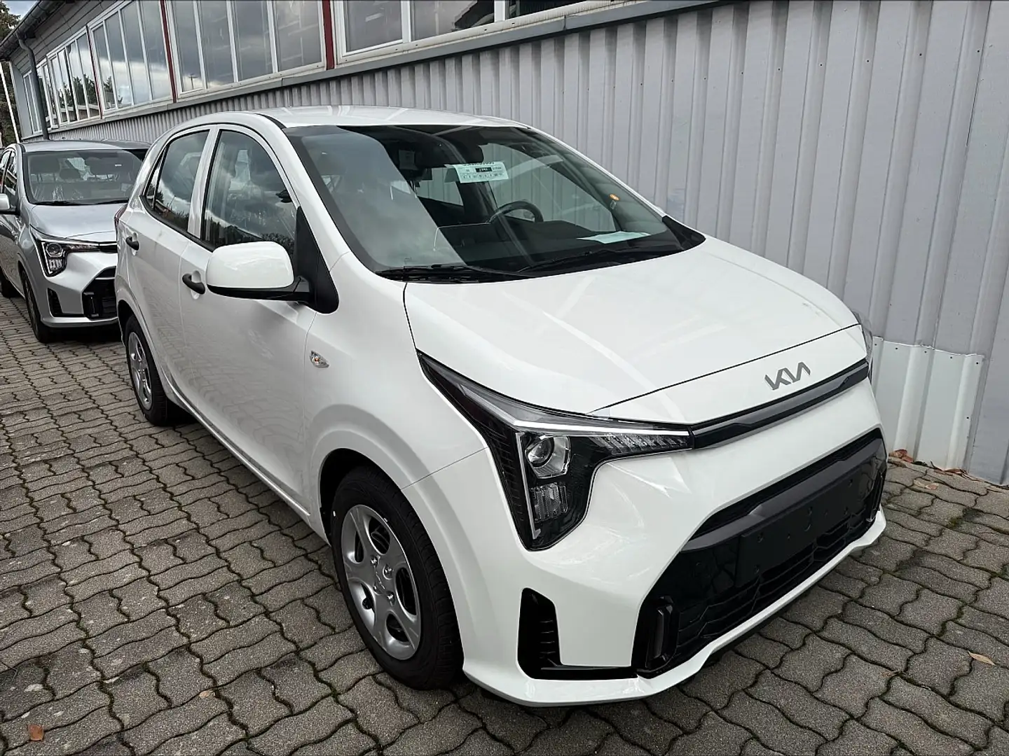 Kia Picanto 1,0 GDI Titan 4 Stz. Weiß - 1