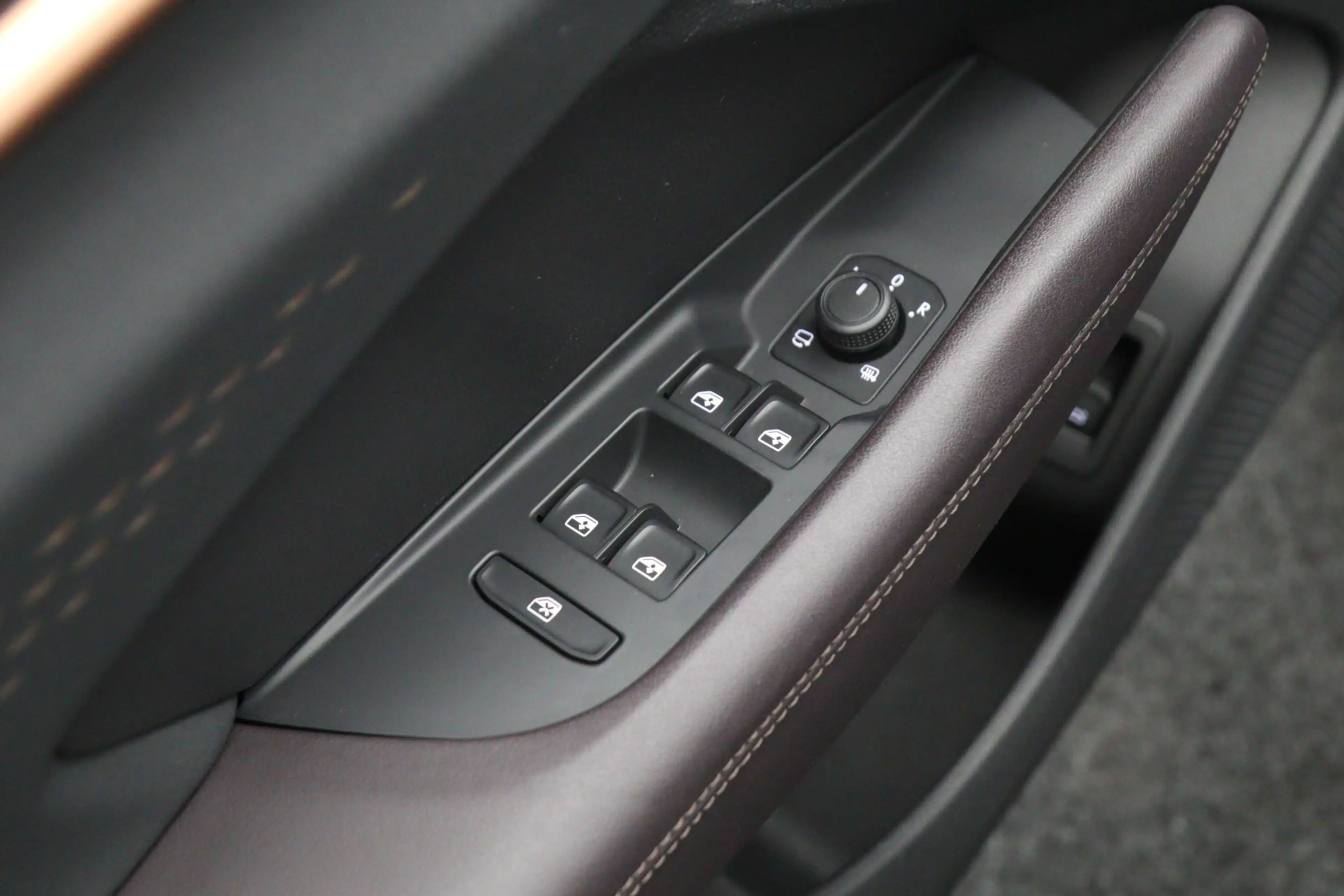 CUPRA Terramar 1.5 TSI e-Hybrid 272 PK VZ Performance PHEV, Panor — photo 40