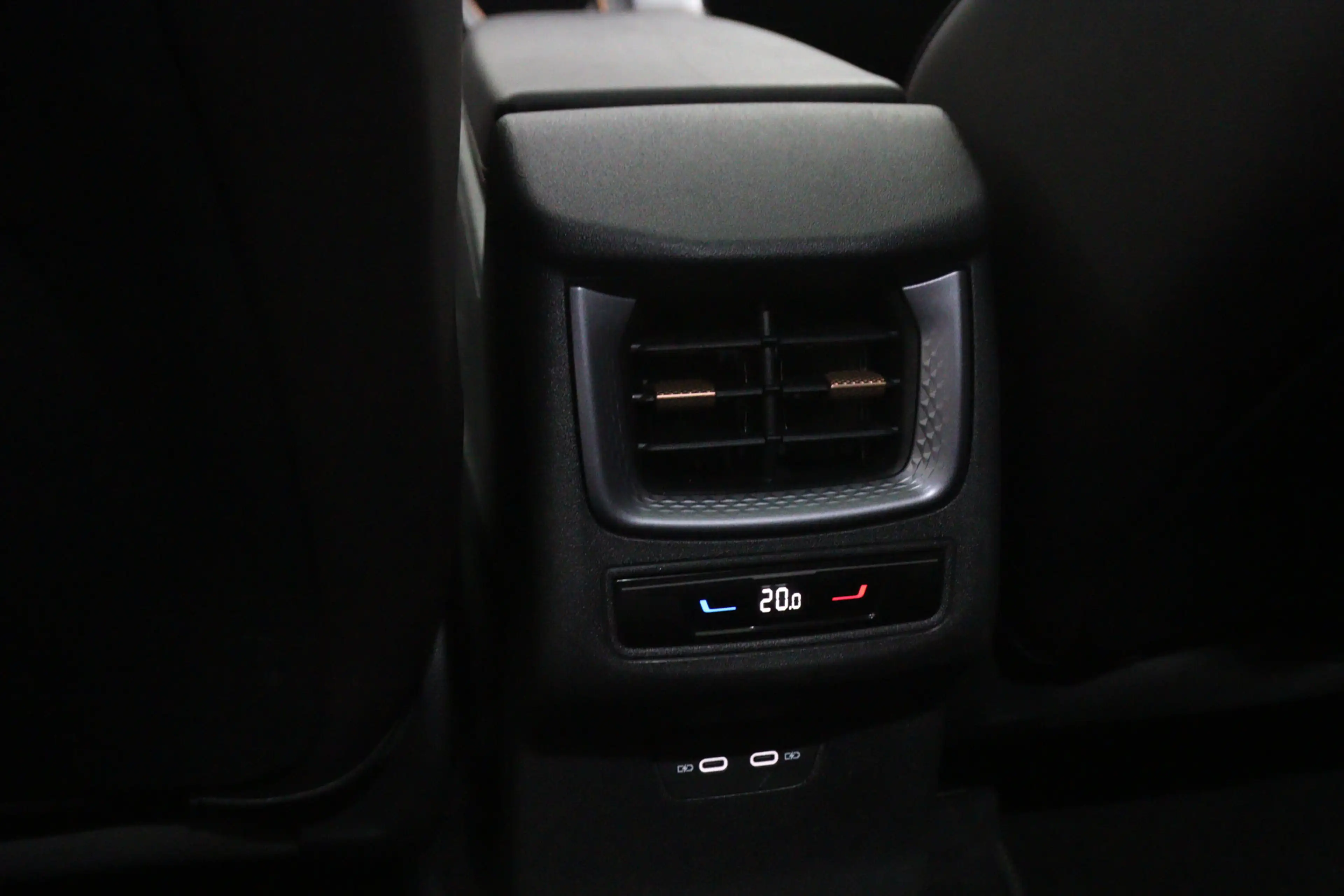 CUPRA Terramar 1.5 TSI e-Hybrid 272 PK VZ Performance PHEV, Panor — photo 43