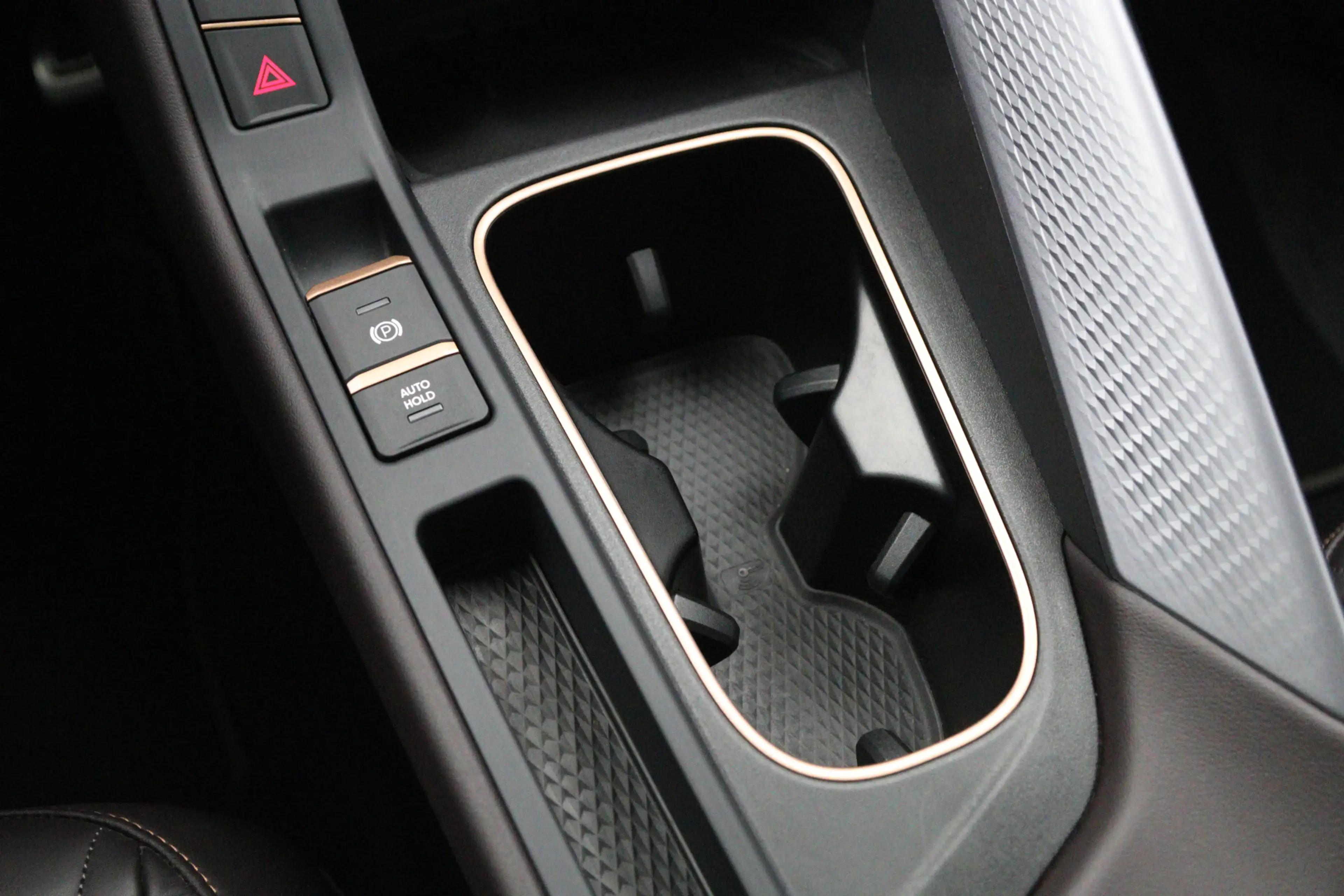 CUPRA Terramar 1.5 TSI e-Hybrid 272 PK VZ Performance PHEV, Panor — photo 9