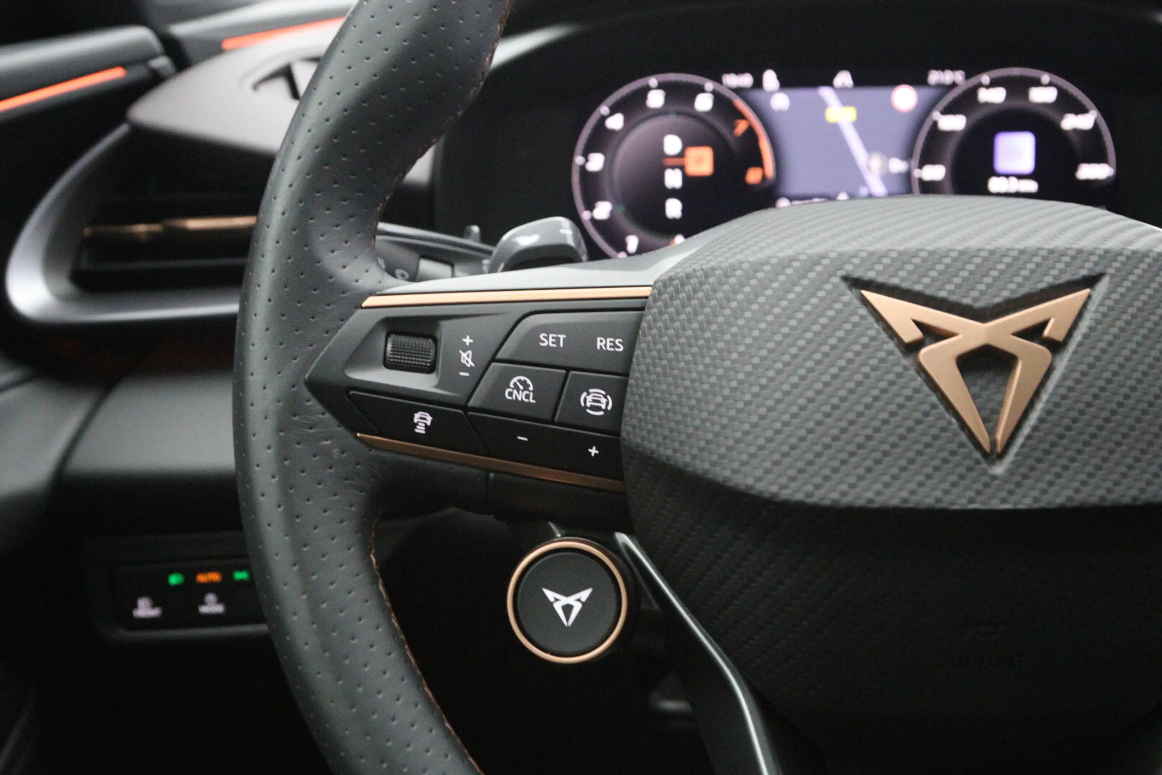 CUPRA Terramar 1.5 TSI e-Hybrid 272 PK VZ Performance PHEV, Panor — photo 14