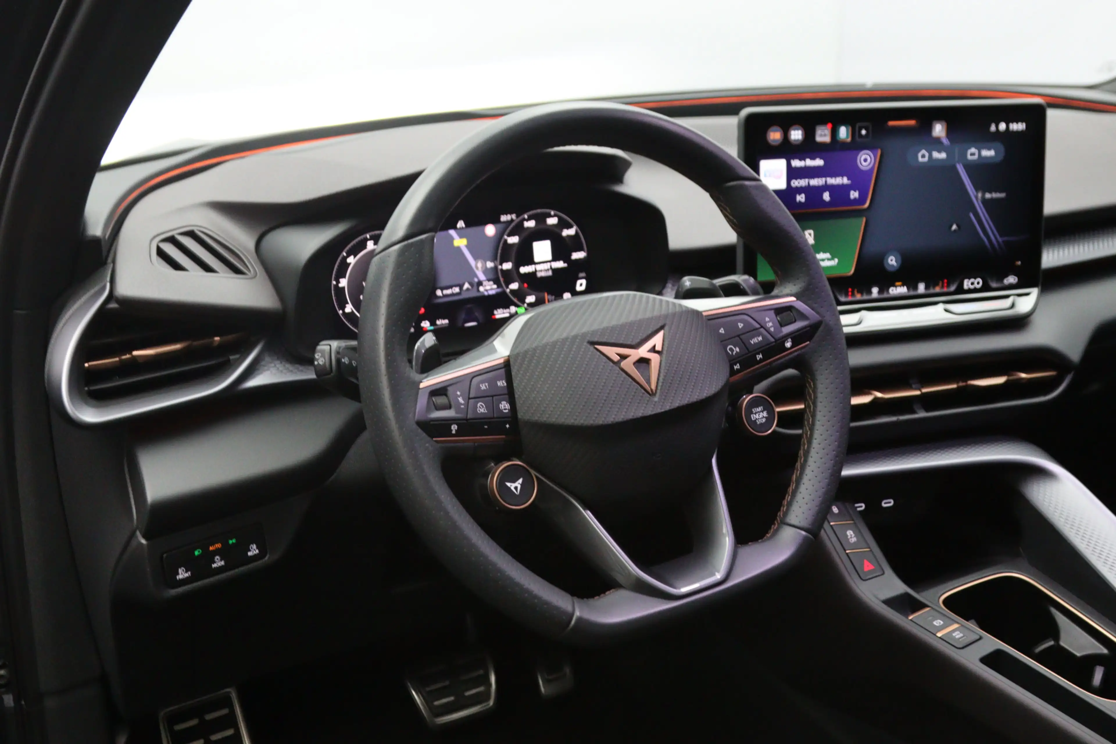 CUPRA Terramar 1.5 TSI e-Hybrid 272 PK VZ Performance PHEV, Panor — photo 2