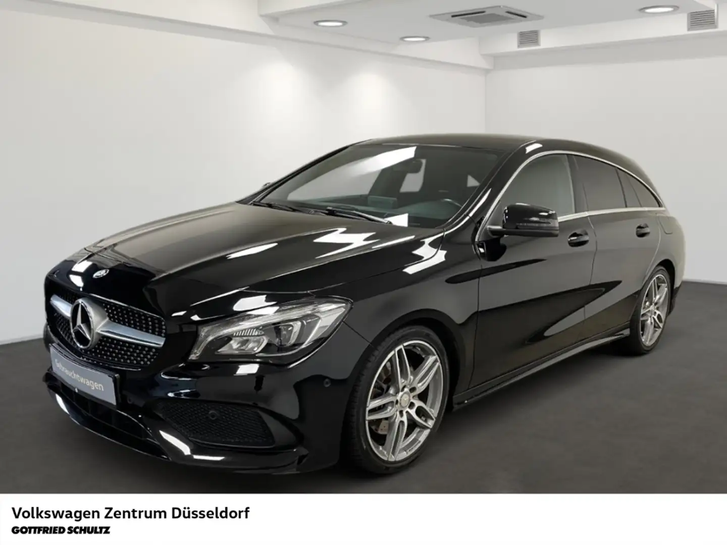 Mercedes-Benz CLA 220 CDI Noir - 1