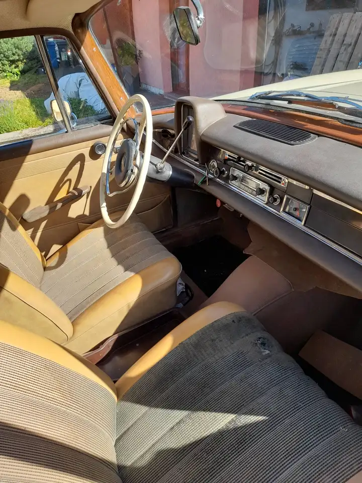 Mercedes-Benz 200 heckflosse 200-d, foto 10