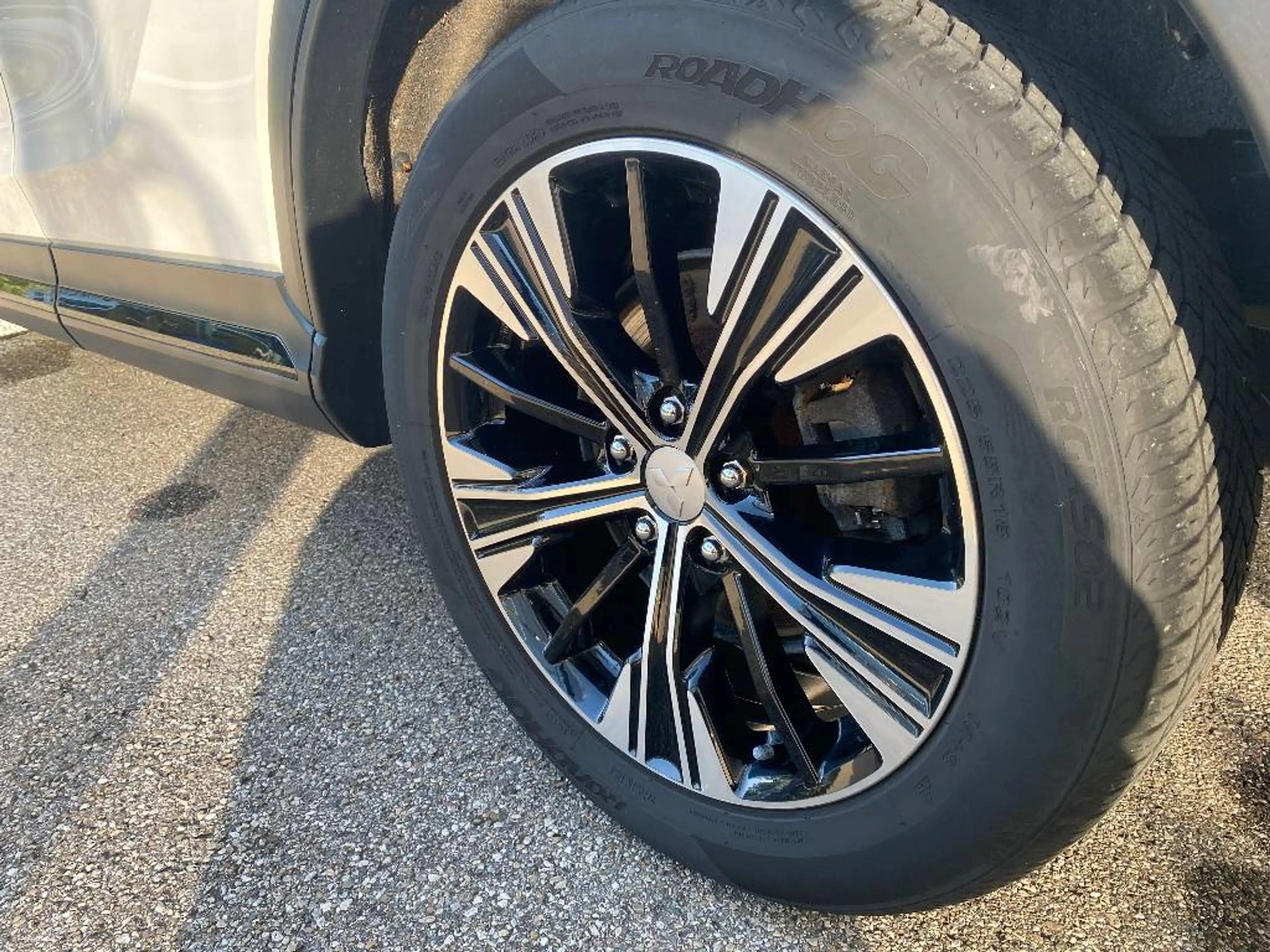 Mitsubishi Eclipse Cross Active+ 2.2 DI-D 4WD AT — photo 9