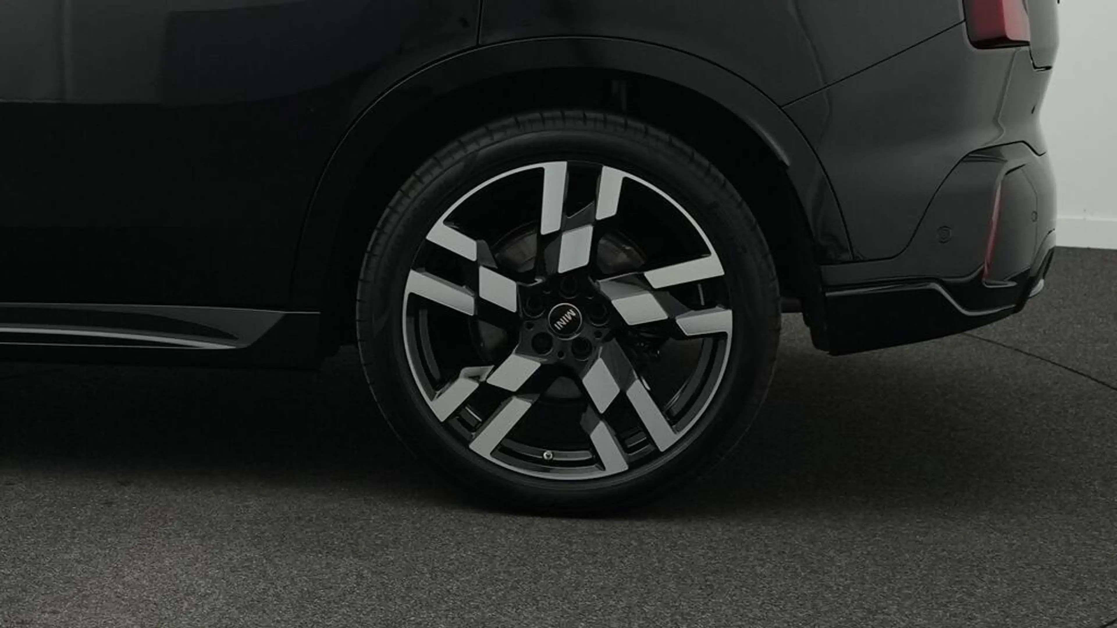 MINI Countryman C John Cooper Works Trim — photo 12