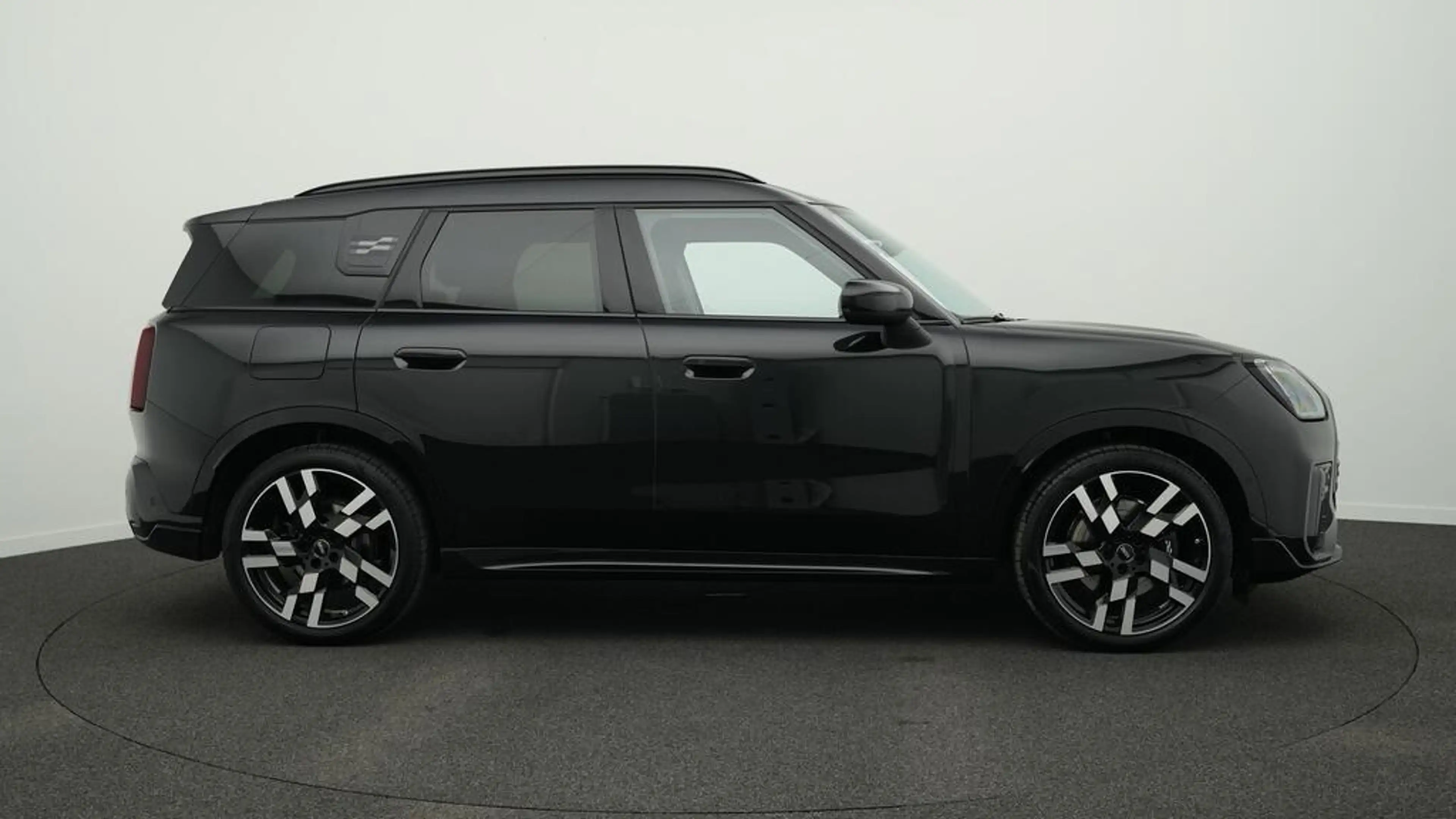 MINI Countryman C John Cooper Works Trim — photo 3