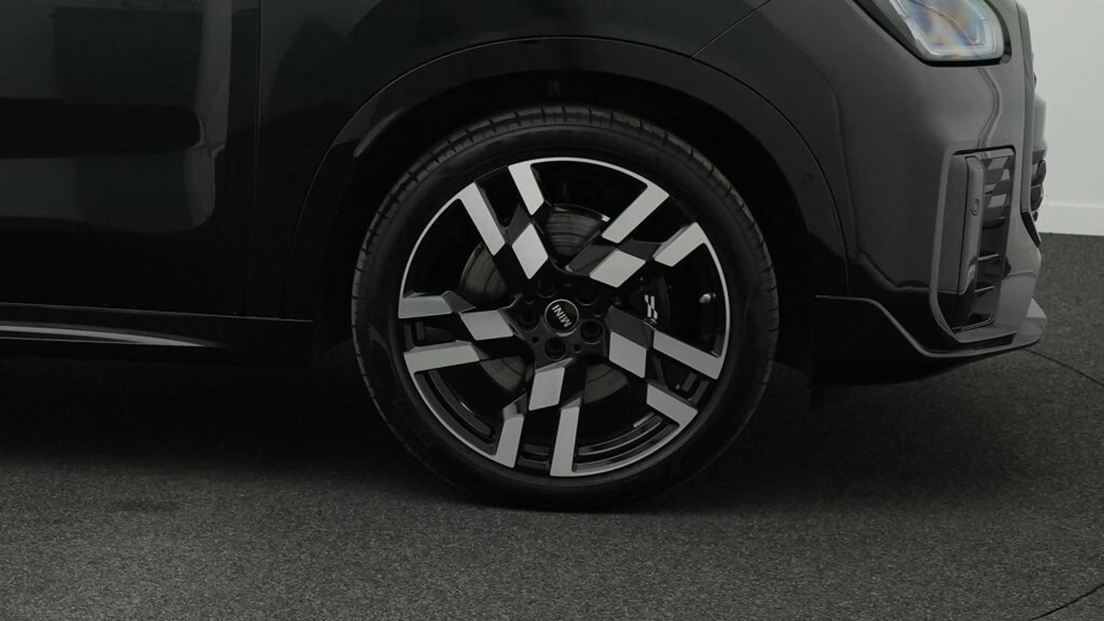 MINI Countryman C John Cooper Works Trim — photo 10