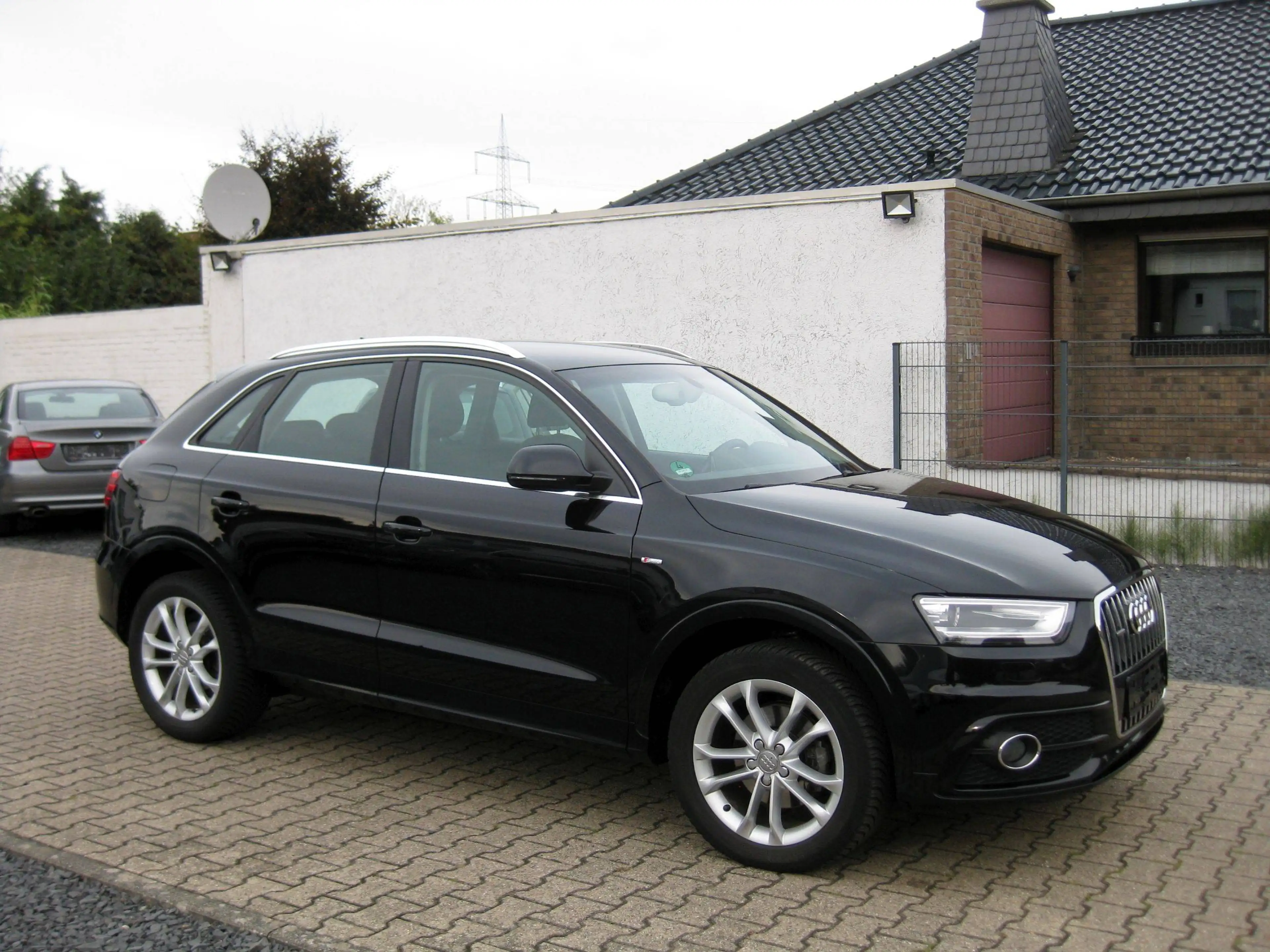 Audi Q3 Q3 2.0 TDI quattro S tronic, S-Line, Climatronic, Navi, Bi-Xenon — photo 3