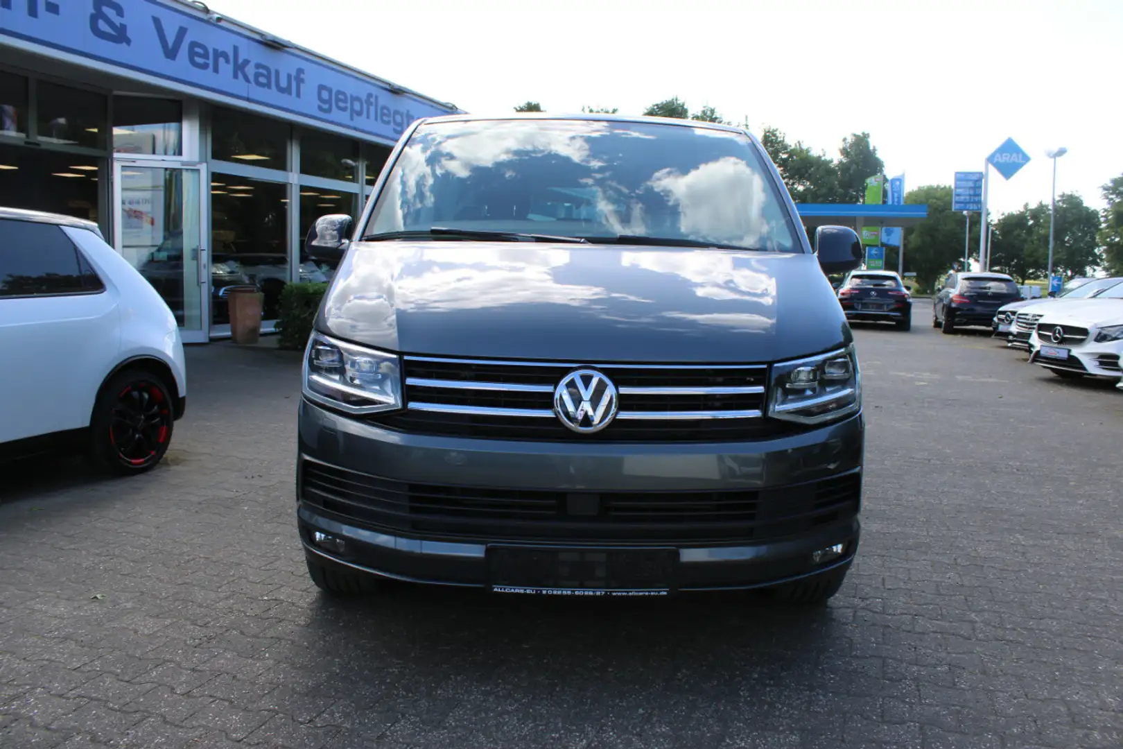 Volkswagen T6 Multivan DSG Kurz Edition - 7-Sitzer - Grau - 2