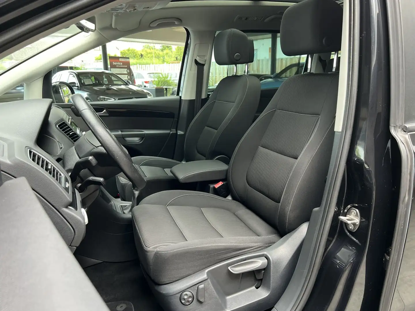 SEAT Alhambra 2.0TDI Style Sport 170PS 7-Sitz Xen AHK Schwarz - 2
